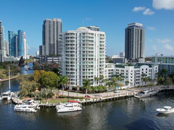 401 SW 4th Avenue, Unit 402, Fort Lauderdale, FL 33315