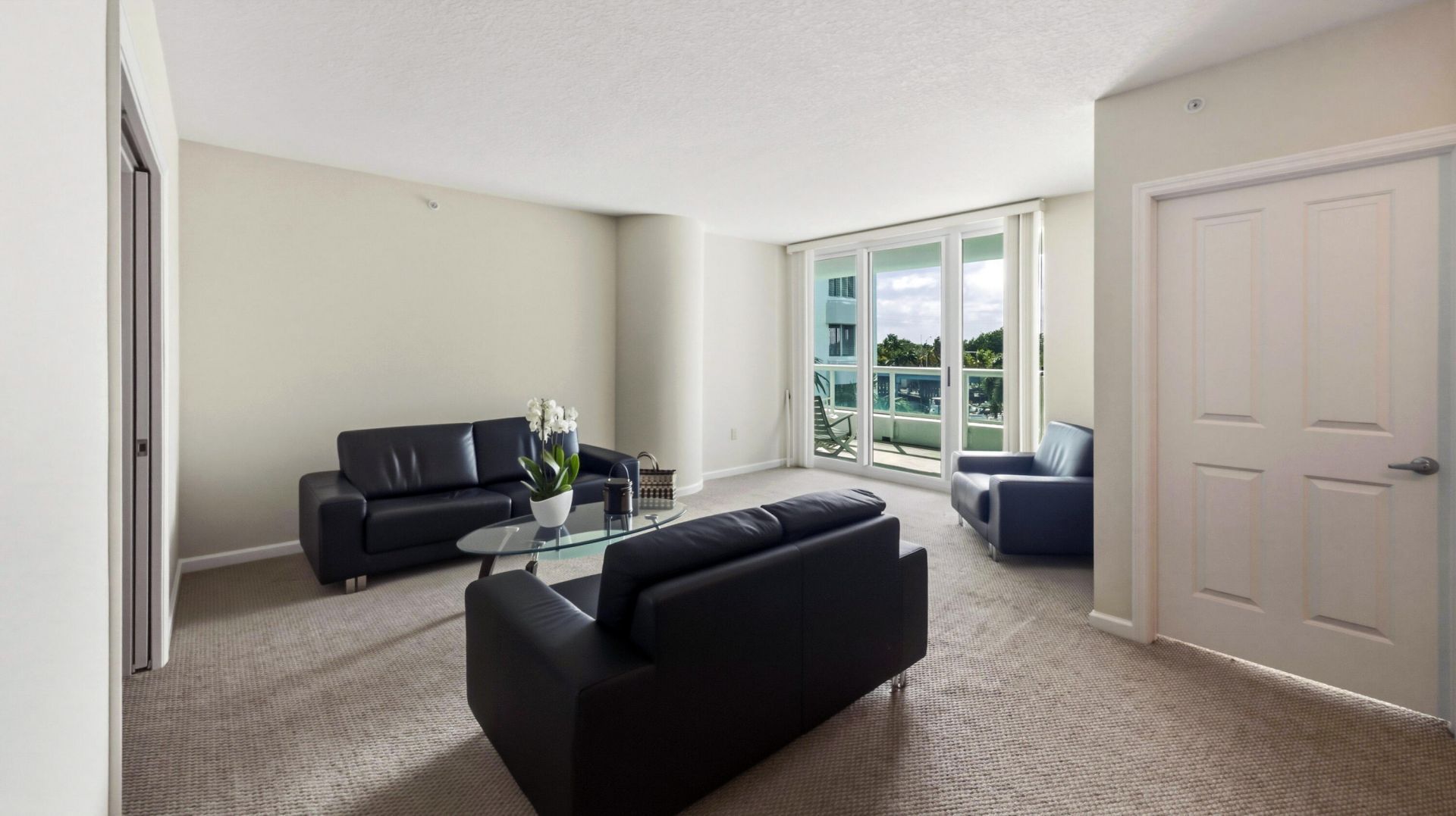 401 SW 4th Avenue, Unit 402, Fort Lauderdale, FL 33315 Photo