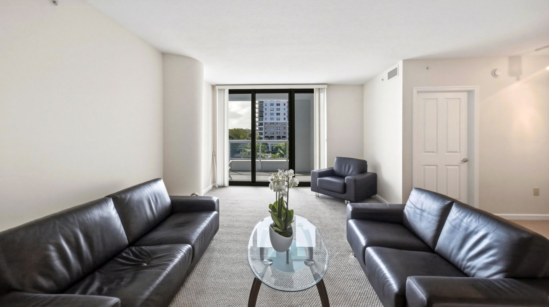 401 SW 4th Avenue, Unit 402, Fort Lauderdale, FL 33315 Photo