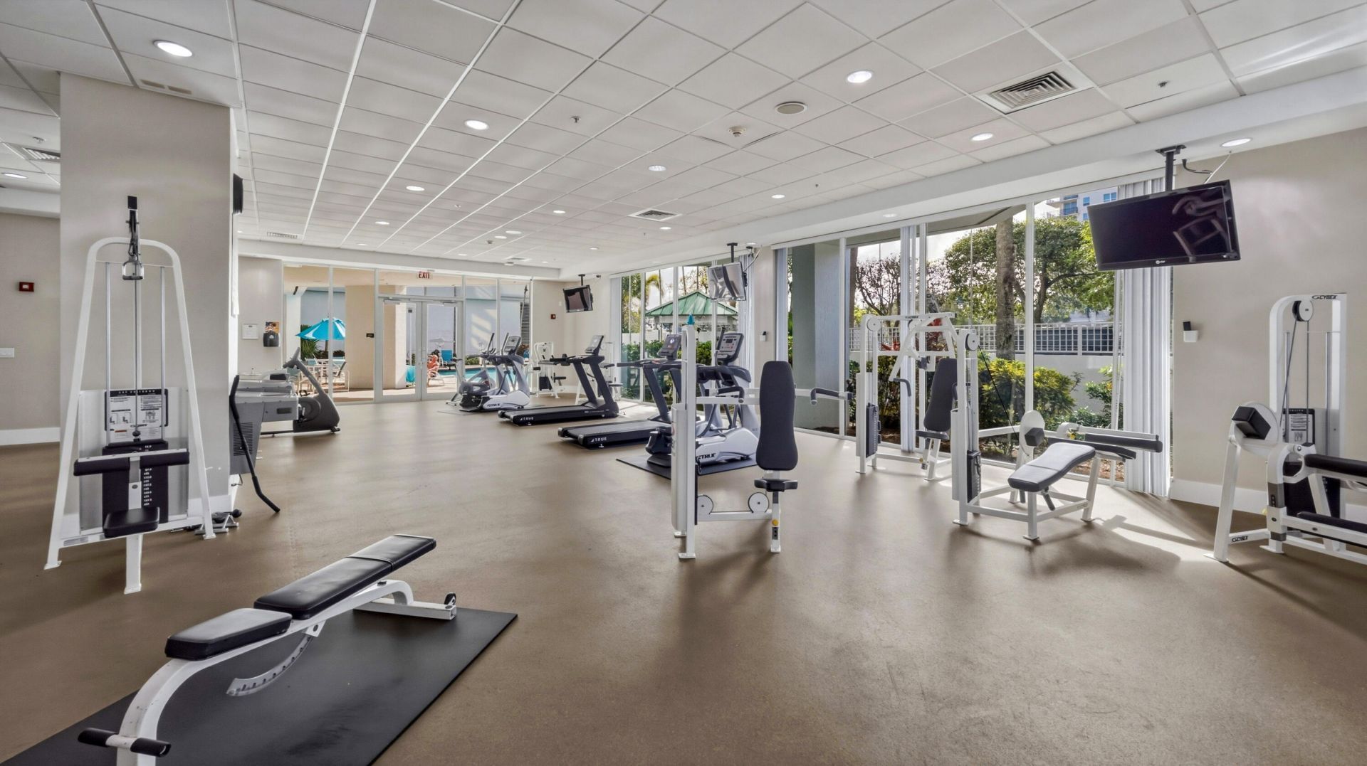 401 SW 4th Avenue, Unit 402, Fort Lauderdale, FL 33315 Photo