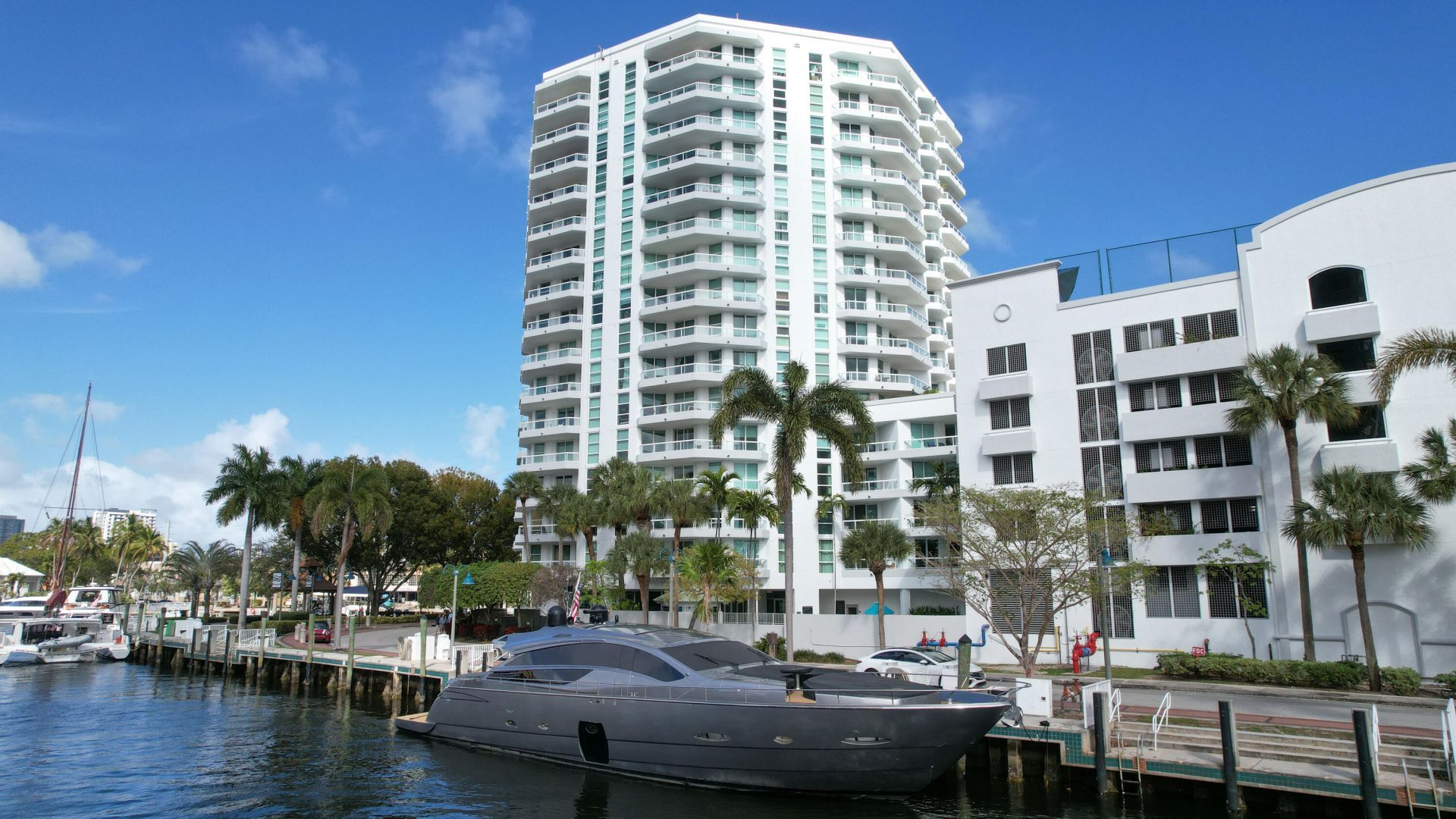 401 SW 4th Avenue, Unit 402, Fort Lauderdale, FL 33315 Photo