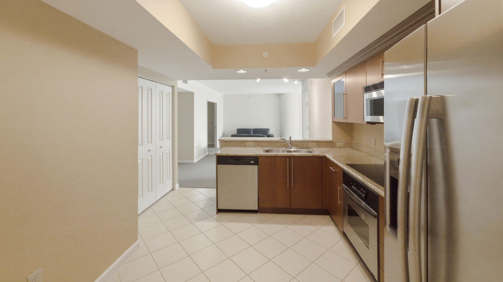 401 SW 4th Avenue, Unit 402, Fort Lauderdale, FL 33315 Photo