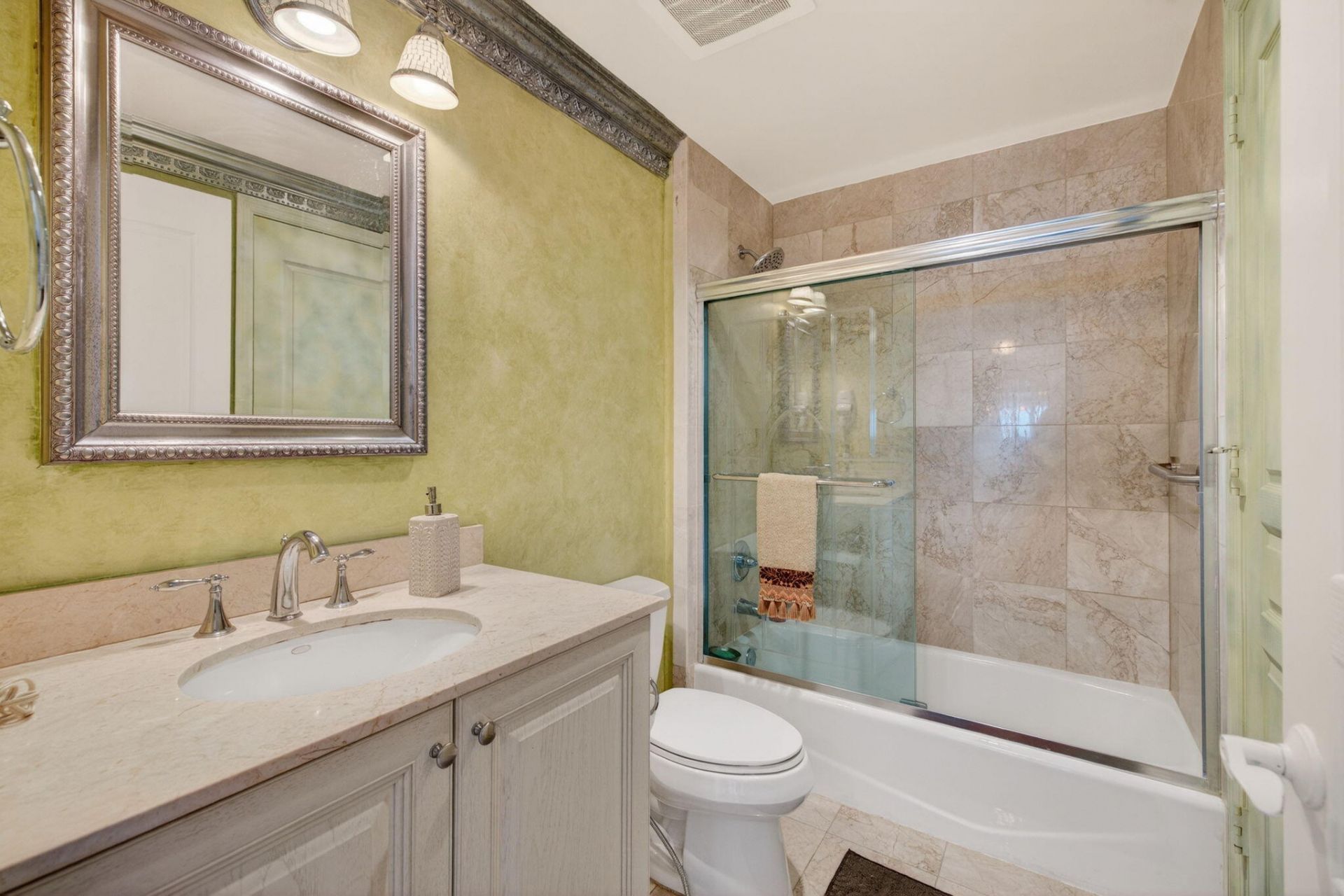 1460 S Ocean Boulevard, Unit 701, Lauderdale by the Sea, FL 33062 Photo