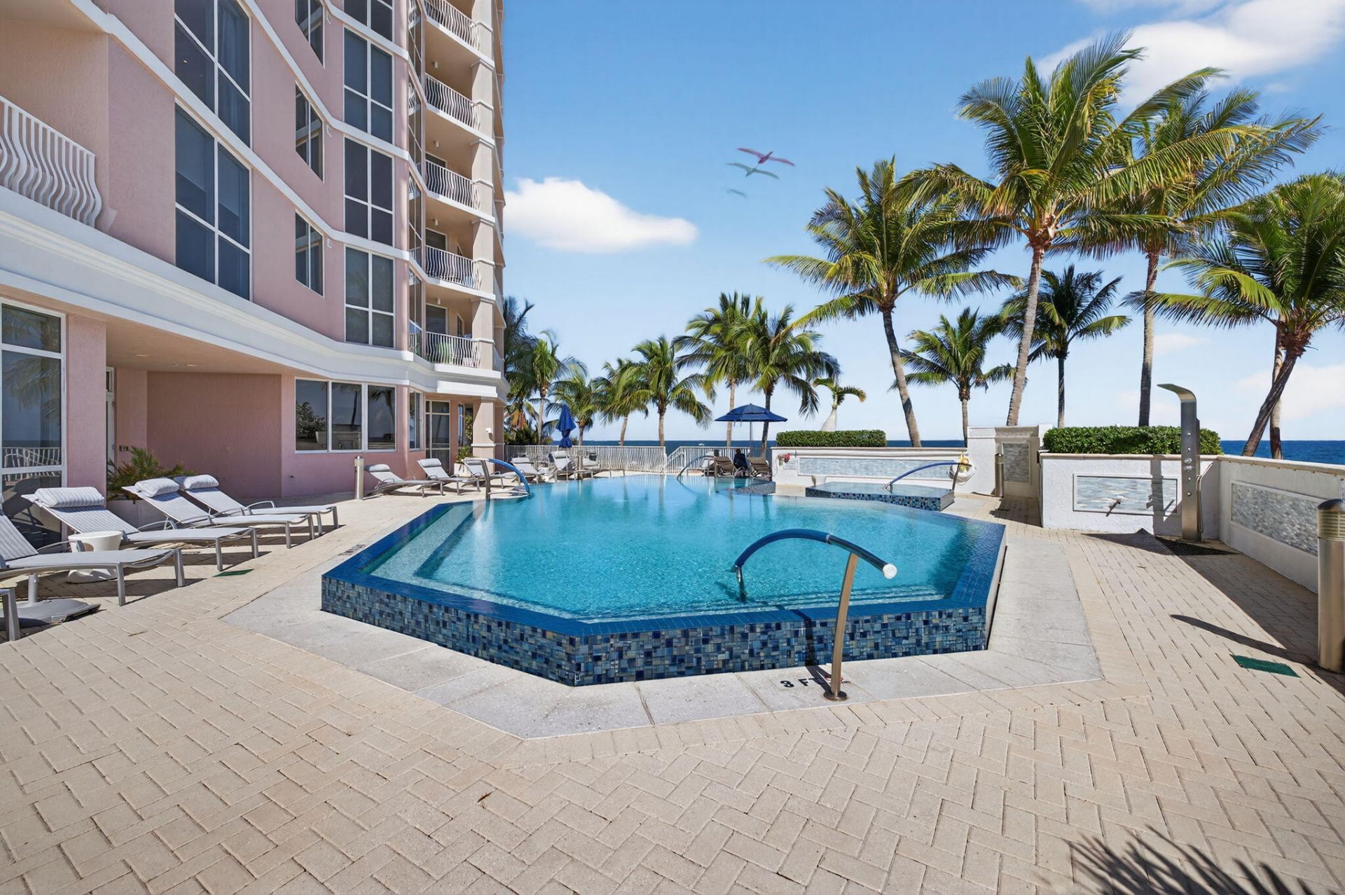 1460 S Ocean Boulevard, Unit 701, Lauderdale by the Sea, FL 33062 Photo