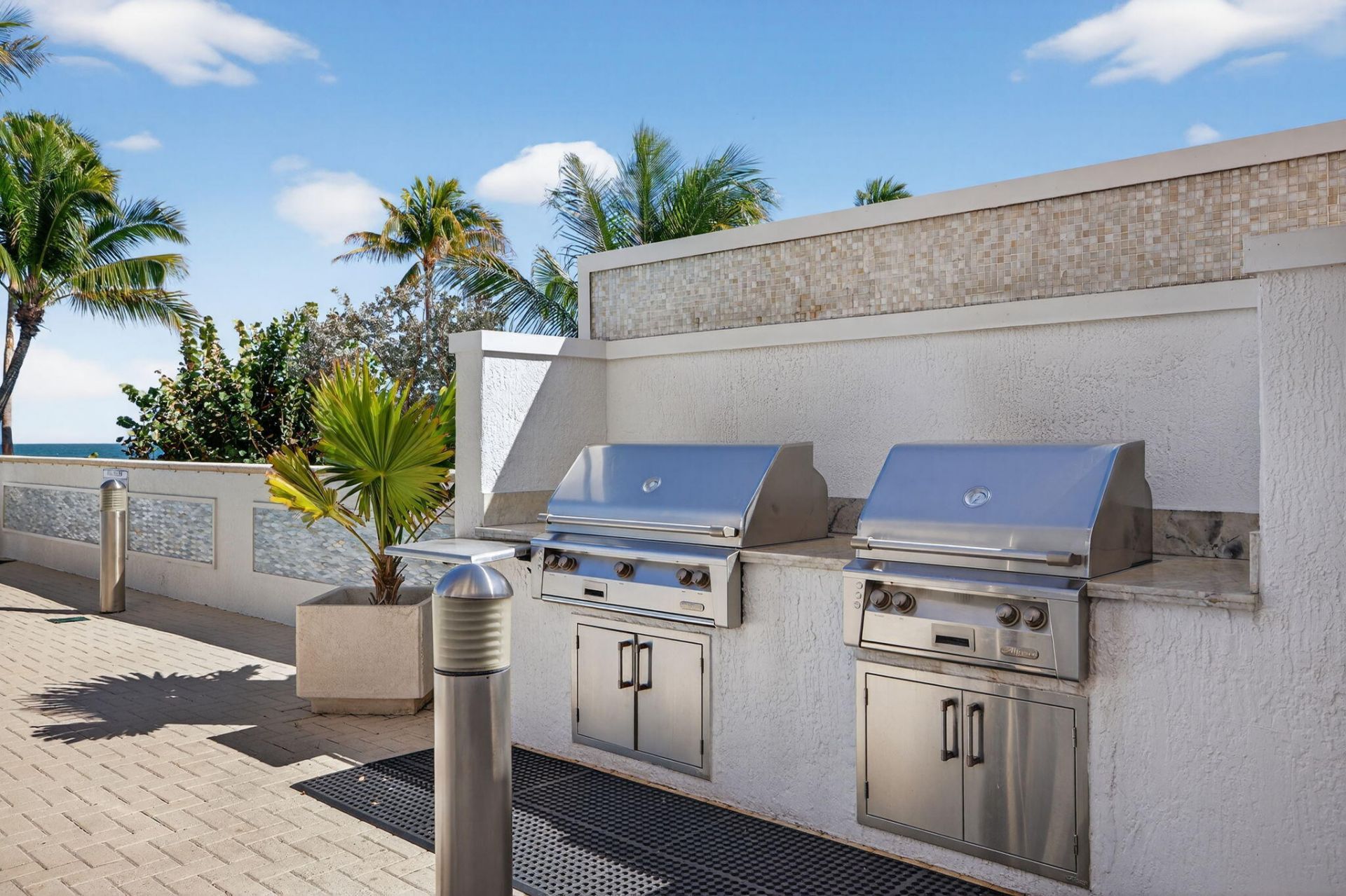 1460 S Ocean Boulevard, Unit 701, Lauderdale by the Sea, FL 33062 Photo