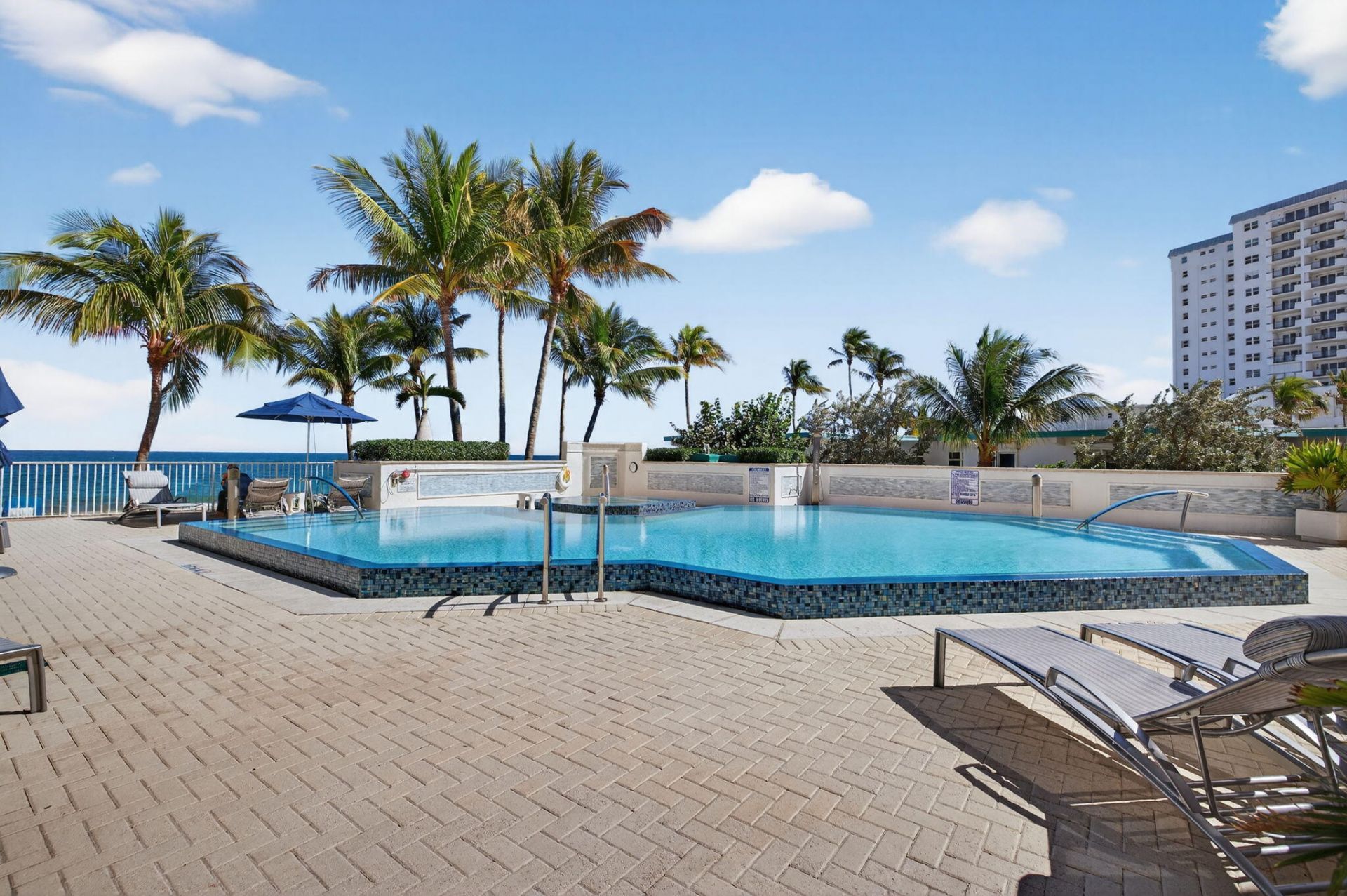 1460 S Ocean Boulevard, Unit 701, Lauderdale by the Sea, FL 33062 Photo