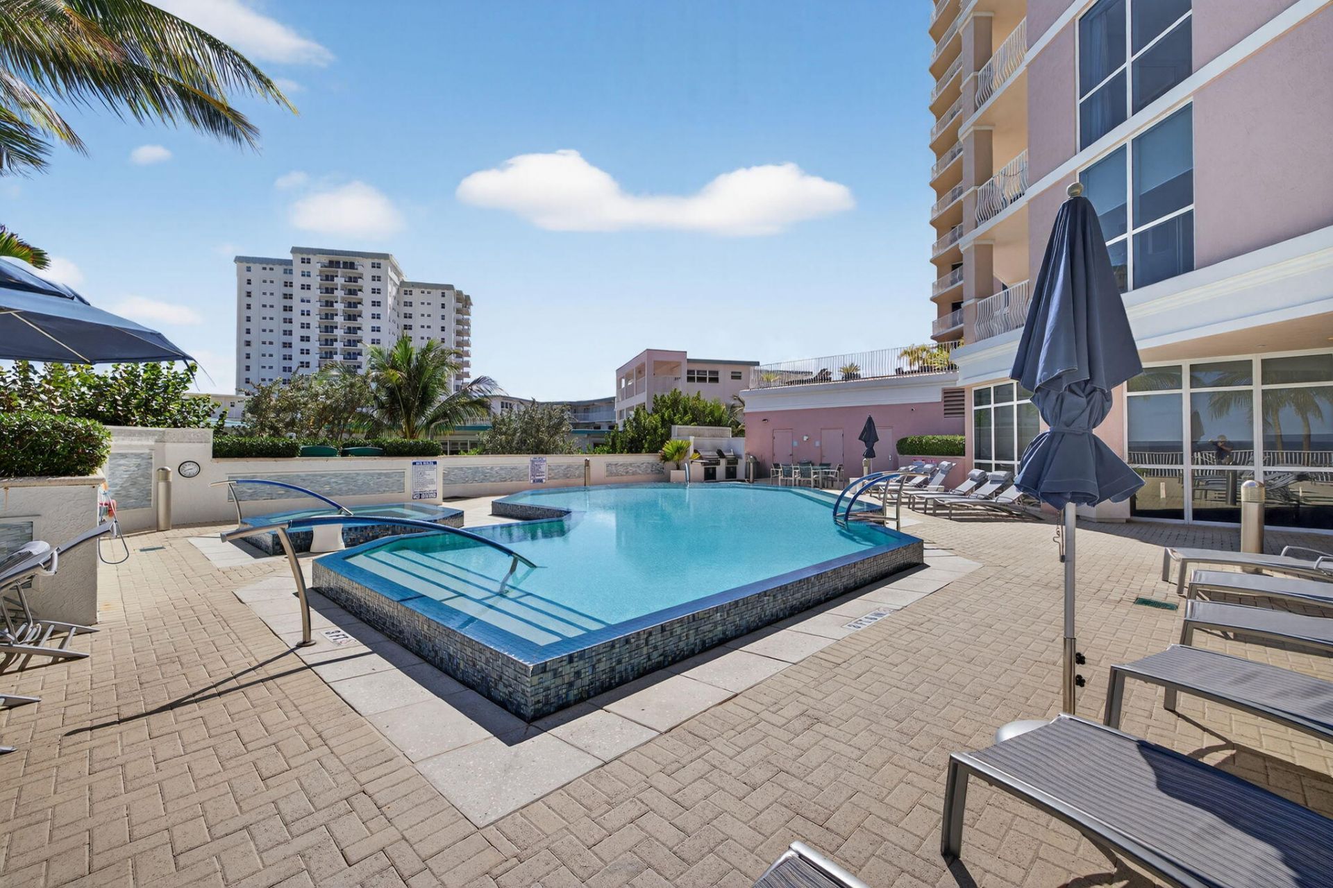 1460 S Ocean Boulevard, Unit 701, Lauderdale by the Sea, FL 33062 Photo