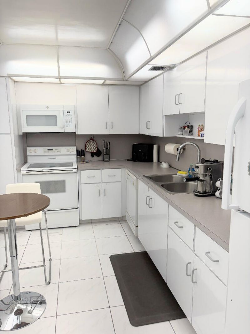 1904 S Ocean Drive, Unit 1107, Hallandale Beach, FL 33009 Photo