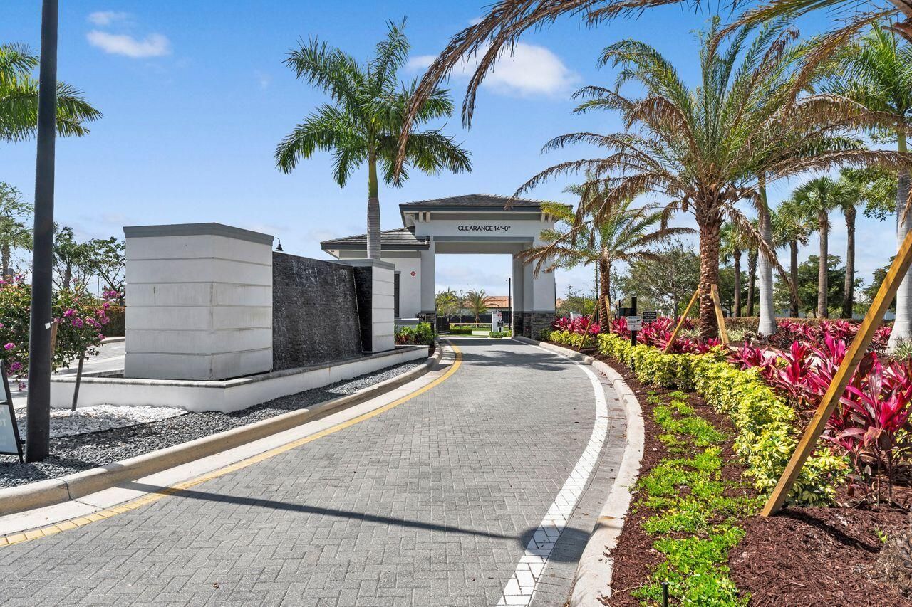 7721 S Blue Spring Dr, Parkland, FL 33067 Photo