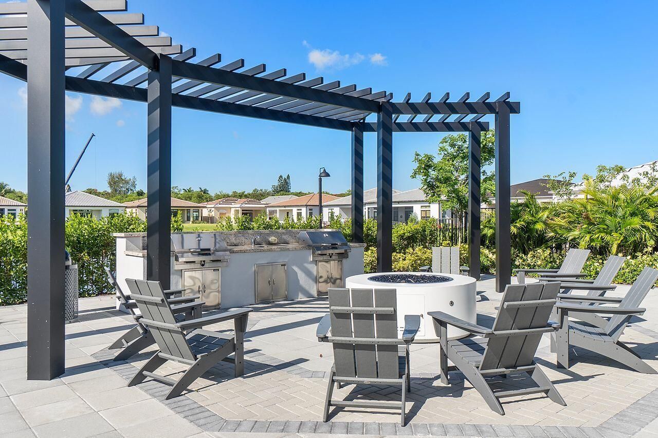 7721 S Blue Spring Dr, Parkland, FL 33067 Photo