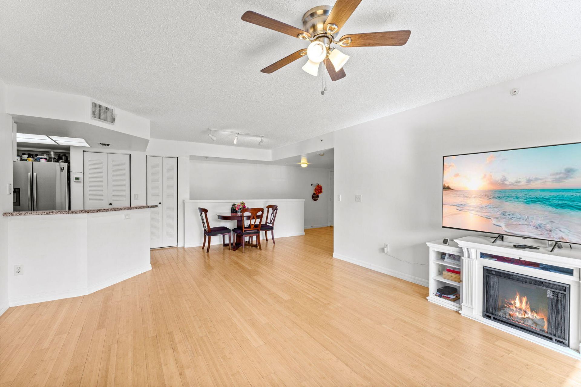 1000 Crestwood Ct Court S, Unit 1013, Royal Palm Beach, FL 33411 Photo