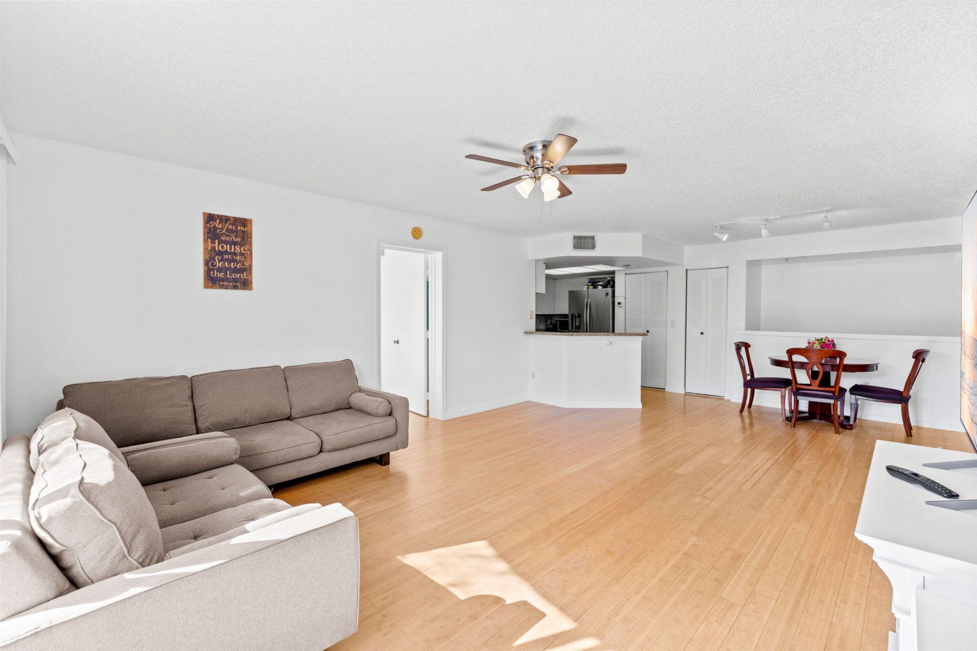 1000 Crestwood Ct Court S, Unit 1013, Royal Palm Beach, FL 33411 Photo