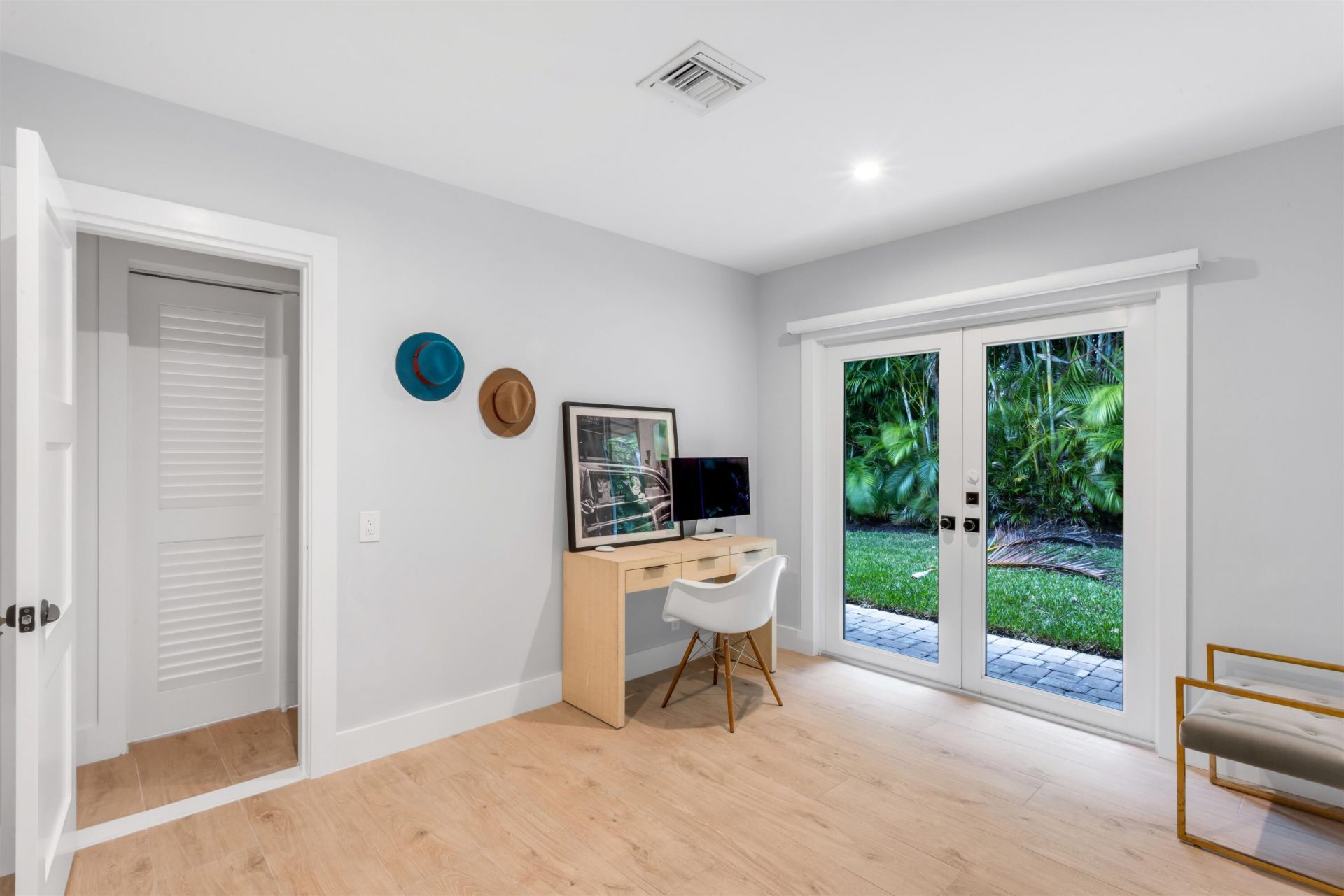 2720 Cardinal Circle, Gulf Stream, FL 33483 Photo