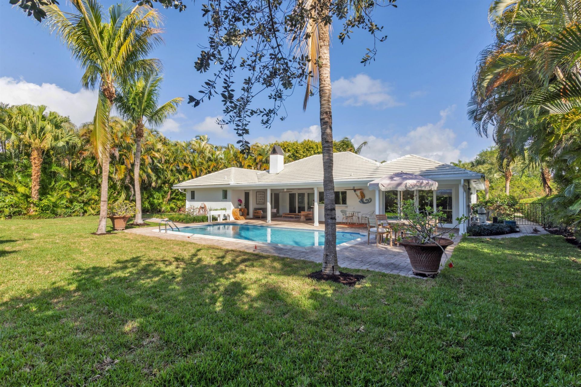 2720 Cardinal Circle, Gulf Stream, FL 33483 Photo