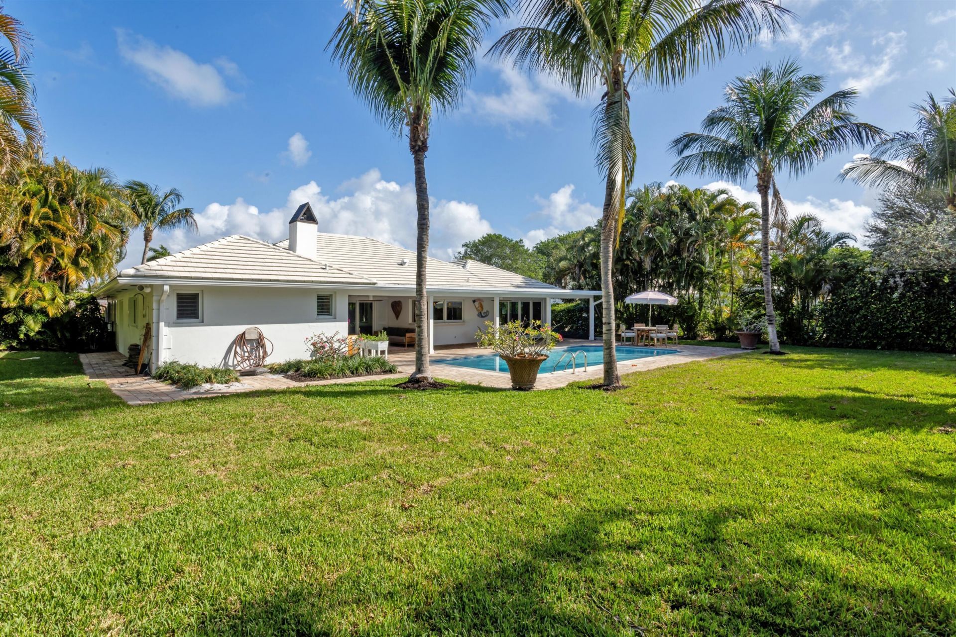 2720 Cardinal Circle, Gulf Stream, FL 33483 Photo