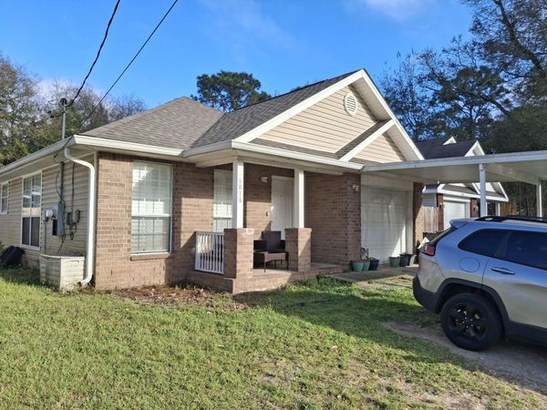 6018 Montgomery Avenue, Pensacola, FL 32526