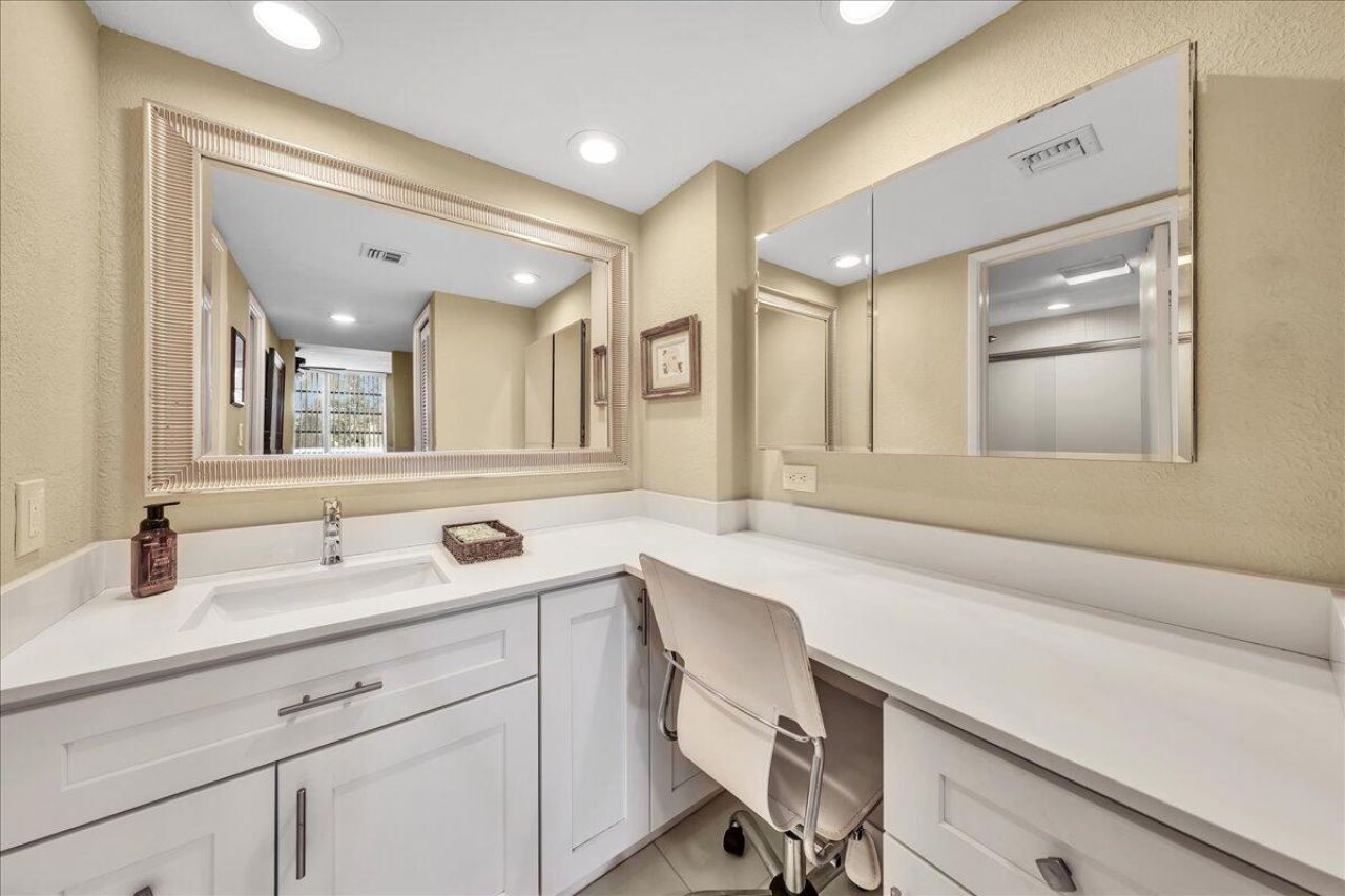 804 Cypress Grove Lane, Unit 302, Pompano Beach, FL 33069 Photo