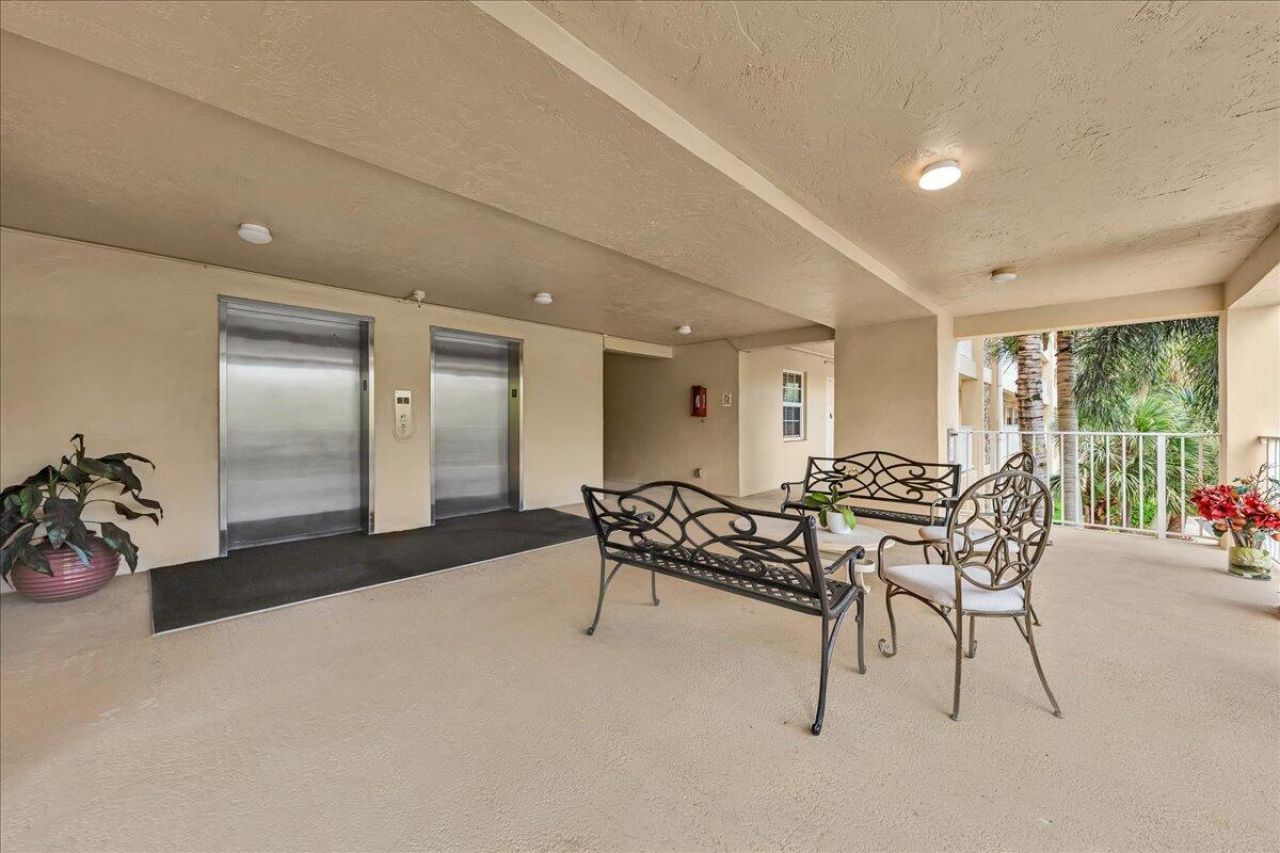 804 Cypress Grove Lane, Unit 302, Pompano Beach, FL 33069 Photo