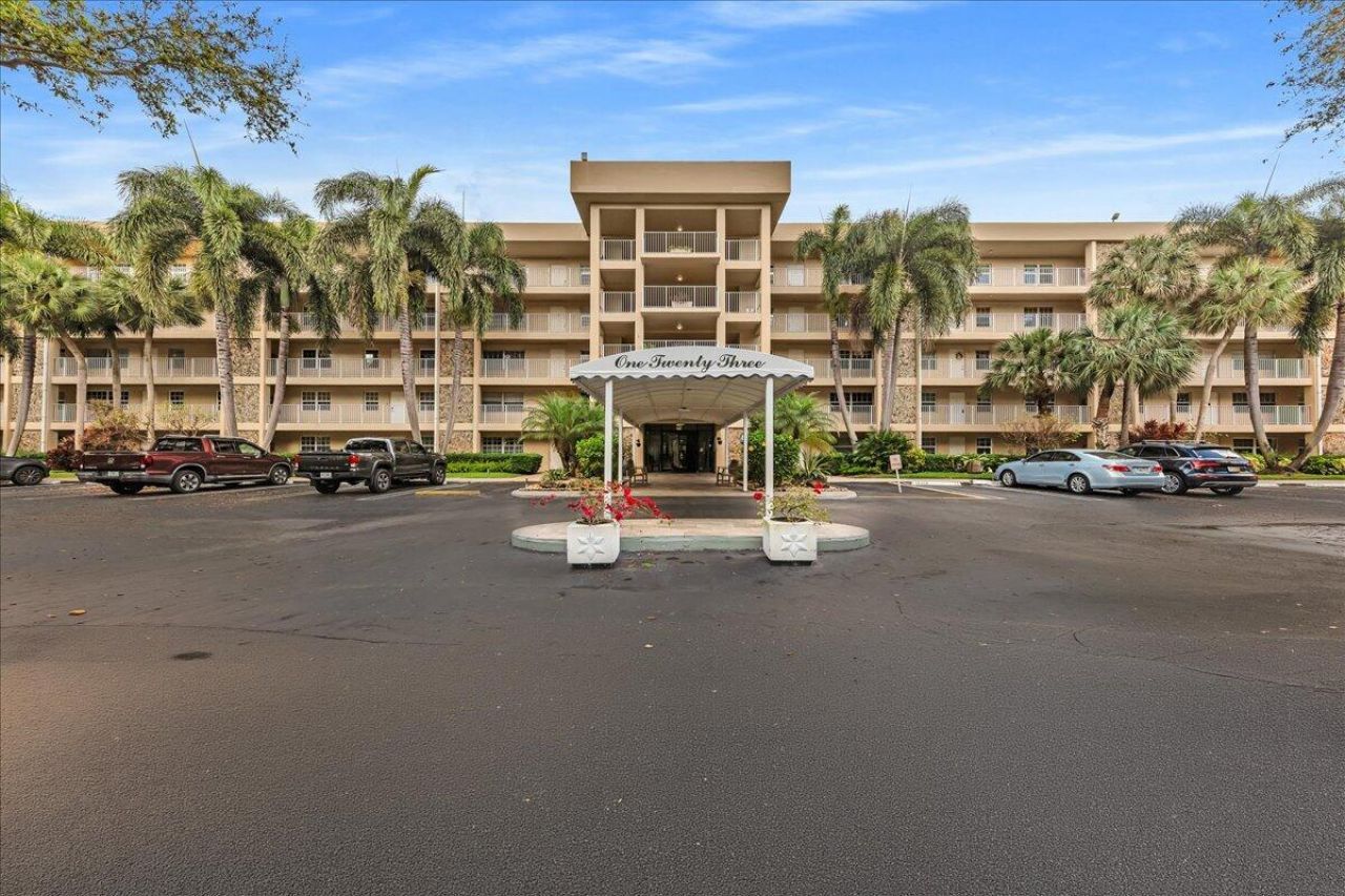 804 Cypress Grove Lane, Unit 302, Pompano Beach, FL 33069 Photo