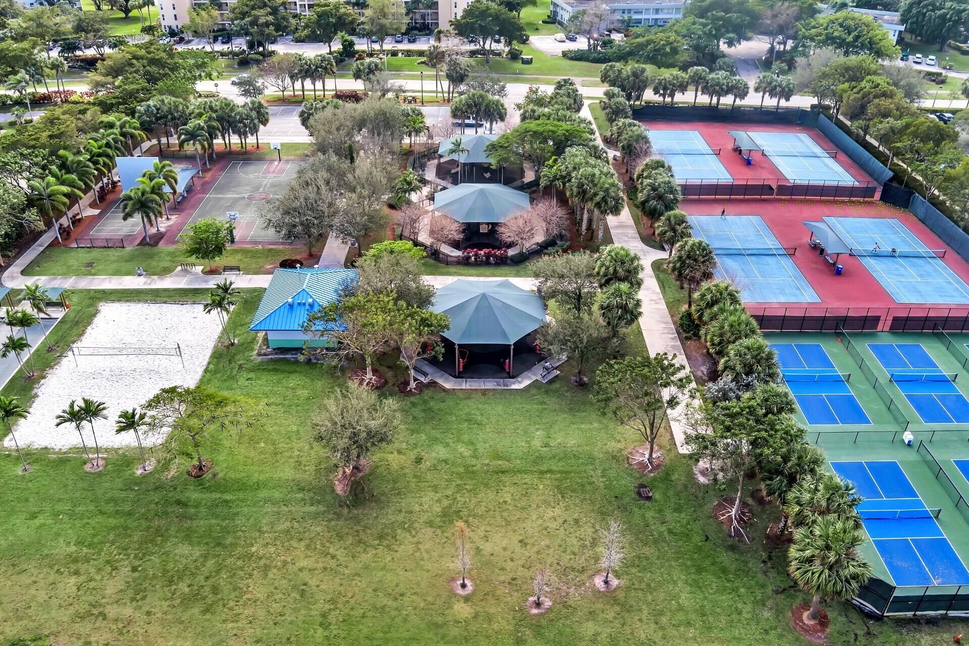 804 Cypress Grove Lane, Unit 302, Pompano Beach, FL 33069 Photo