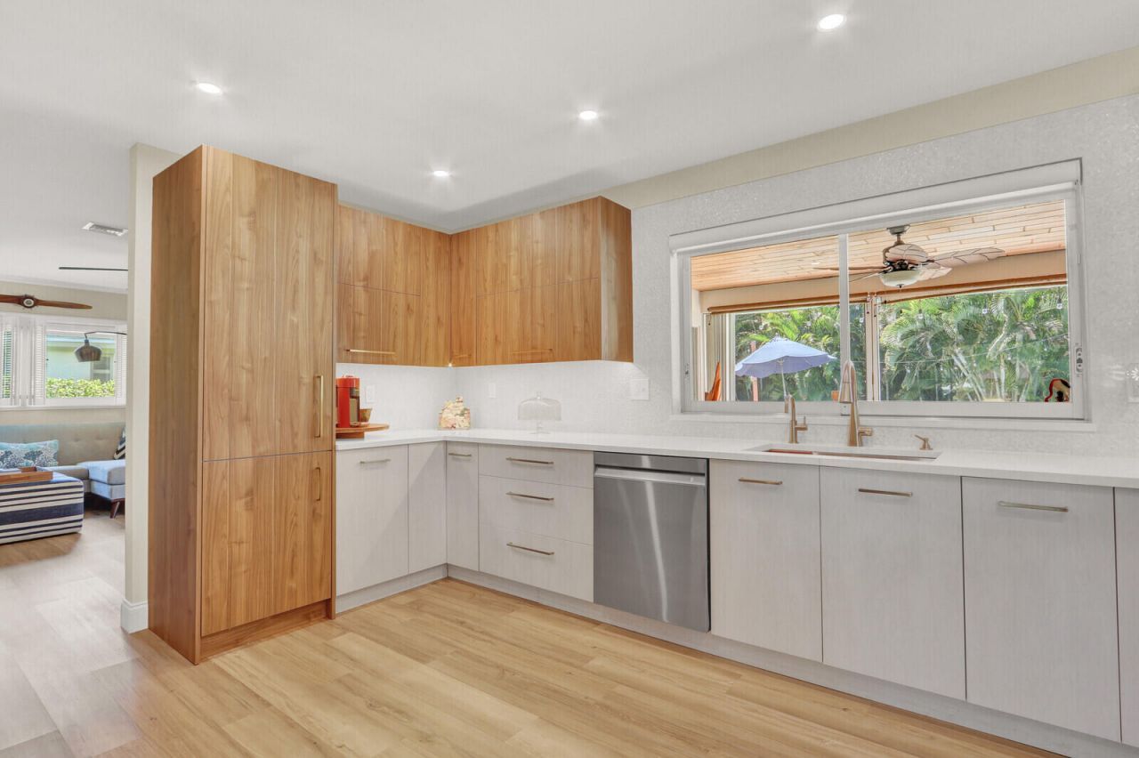 225 Orange Tree Drive, Atlantis, FL 33462 Photo