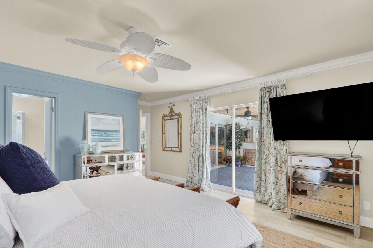 225 Orange Tree Drive, Atlantis, FL 33462 Photo