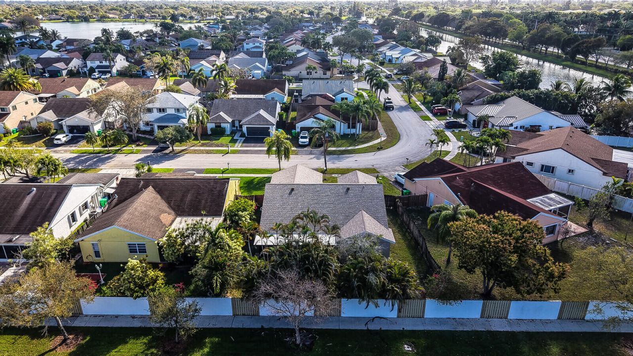 1393 SW 151st Way, Sunrise, FL 33326 Photo