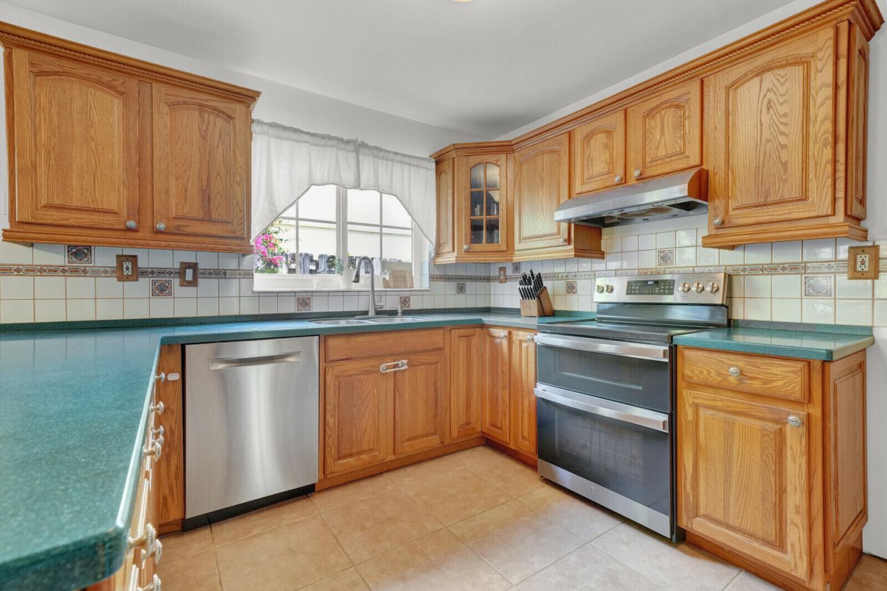 1393 SW 151st Way, Sunrise, FL 33326 Photo