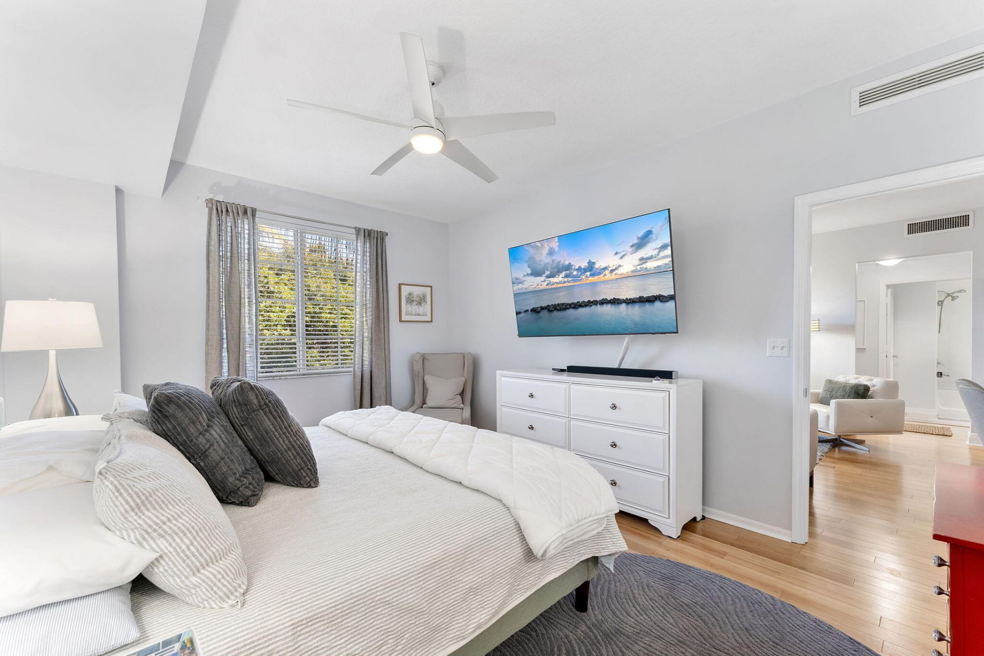 255 NE 3rd Avenue, Unit 2307, Delray Beach, FL 33444 Photo