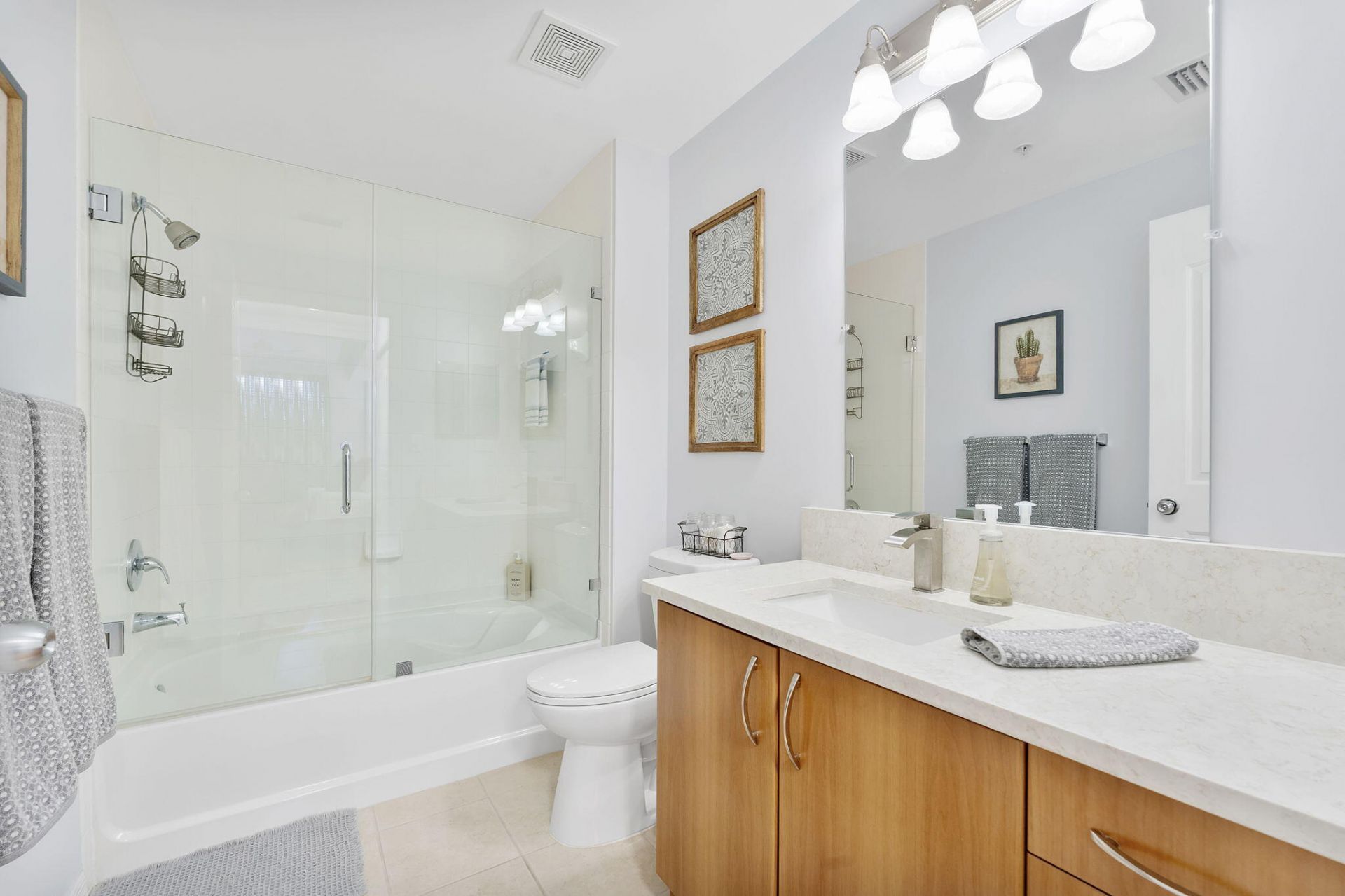 255 NE 3rd Avenue, Unit 2307, Delray Beach, FL 33444 Photo