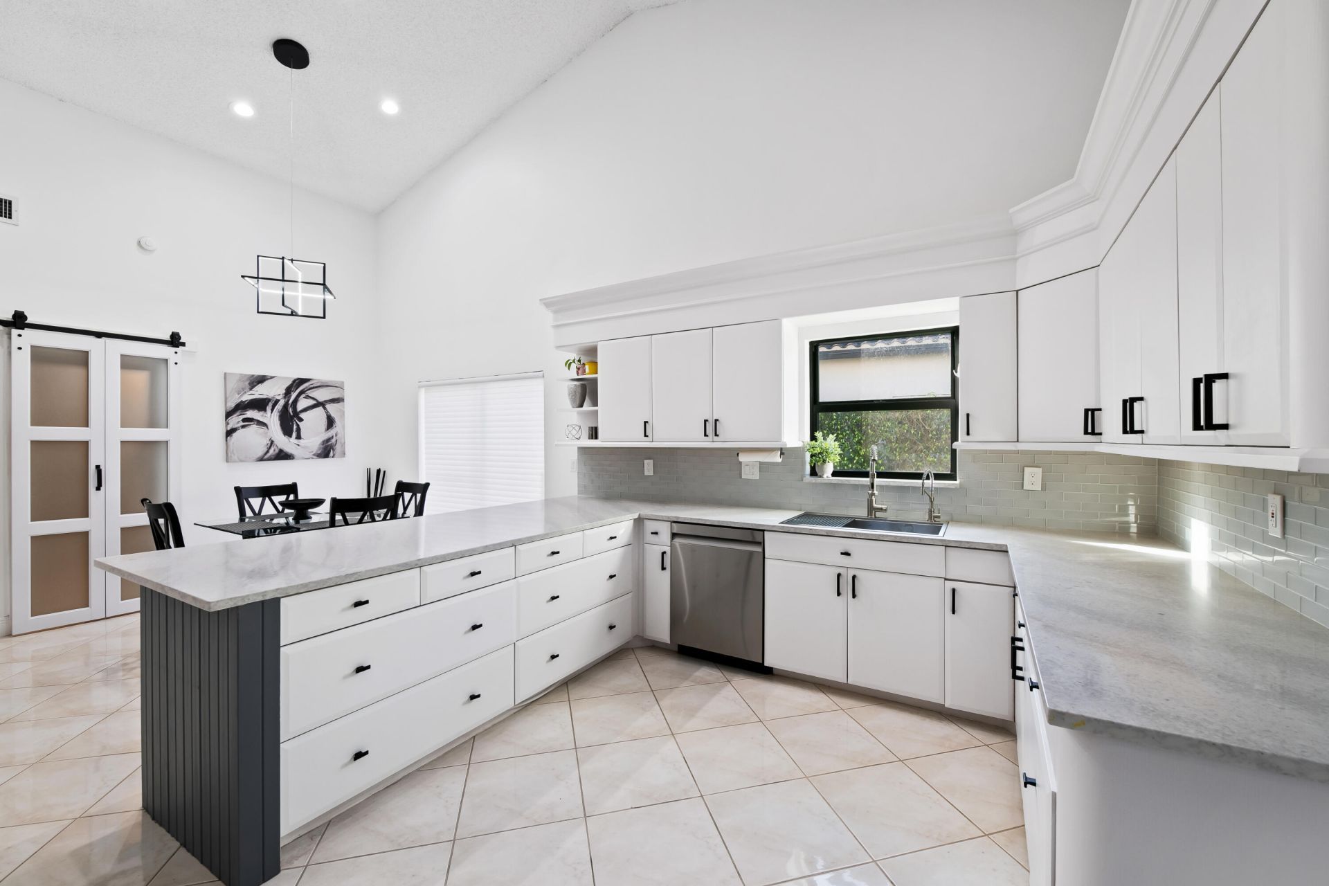 8505 NW 77th Street, Tamarac, FL 33321 Photo