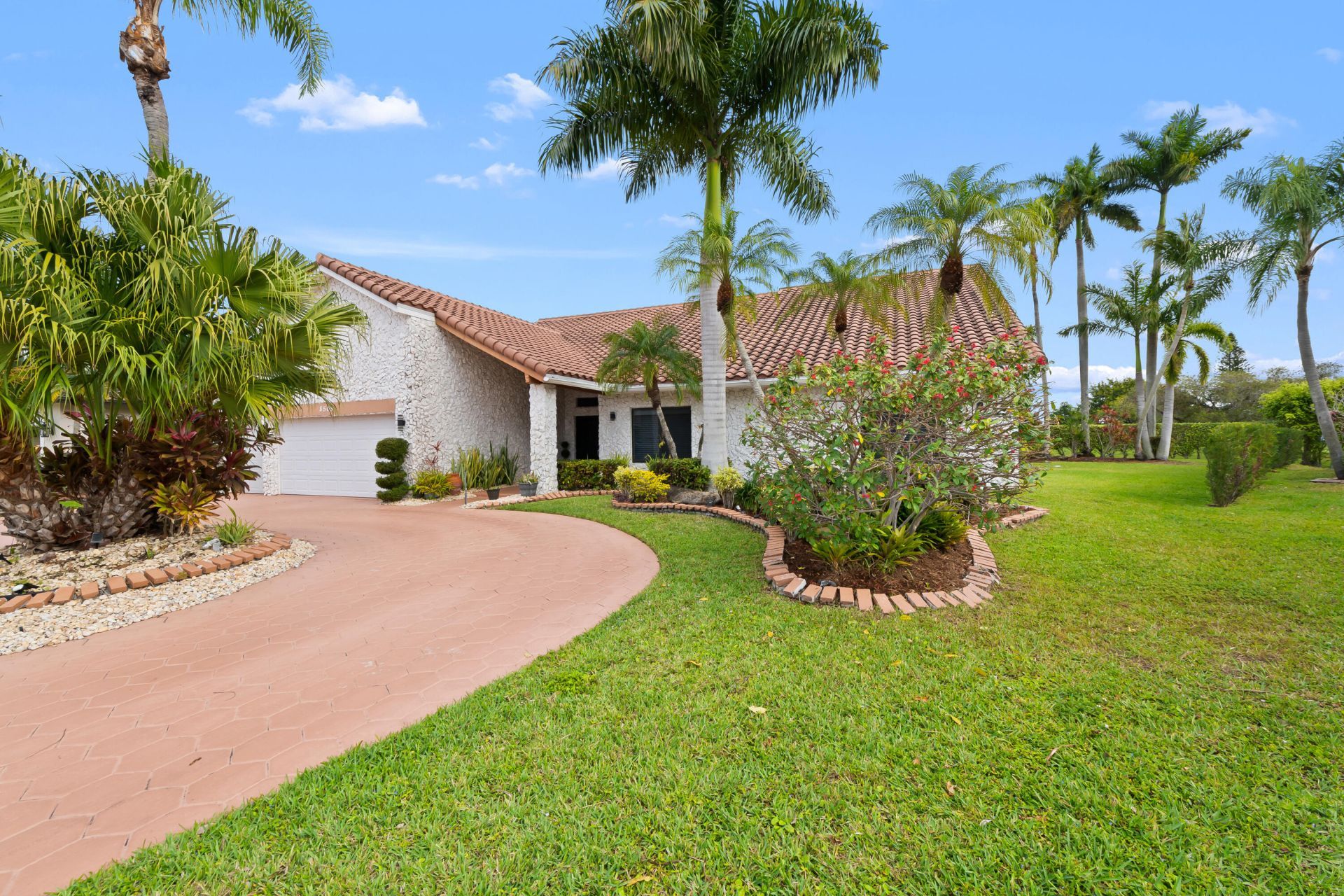 8505 NW 77th Street, Tamarac, FL 33321 Photo