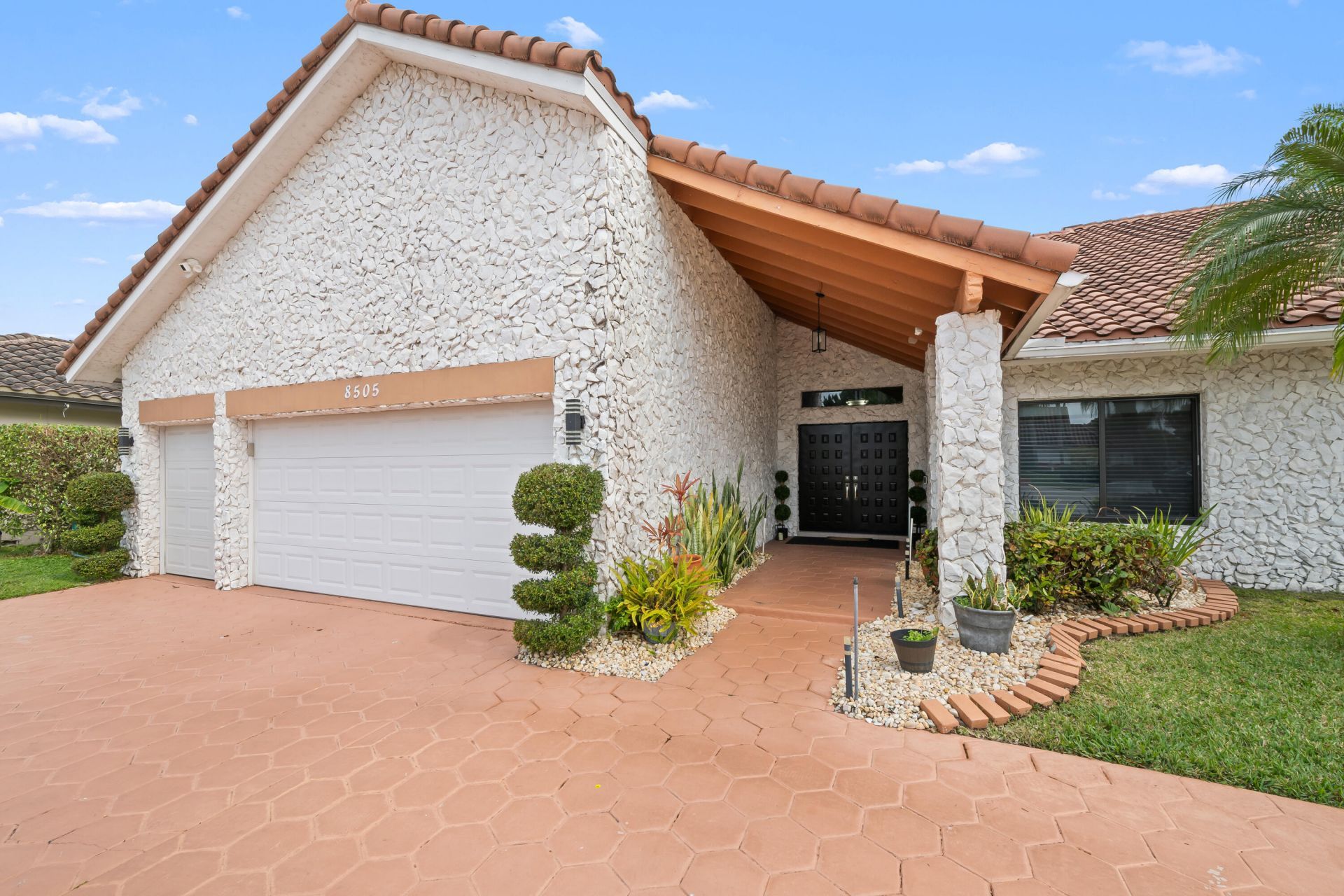 8505 NW 77th Street, Tamarac, FL 33321 Photo