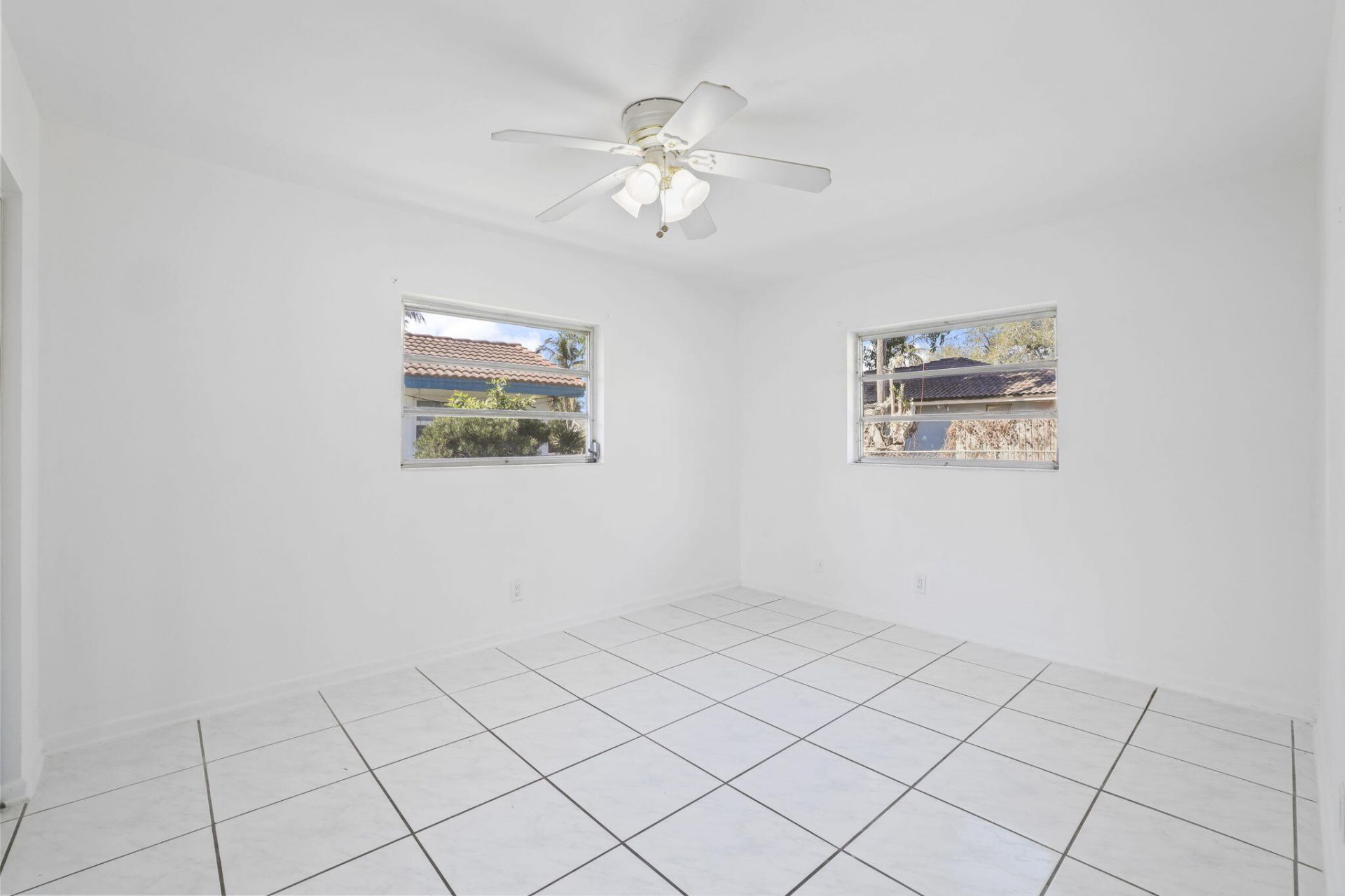 1667 39th Street, West Palm Beach, FL 33407 Photo