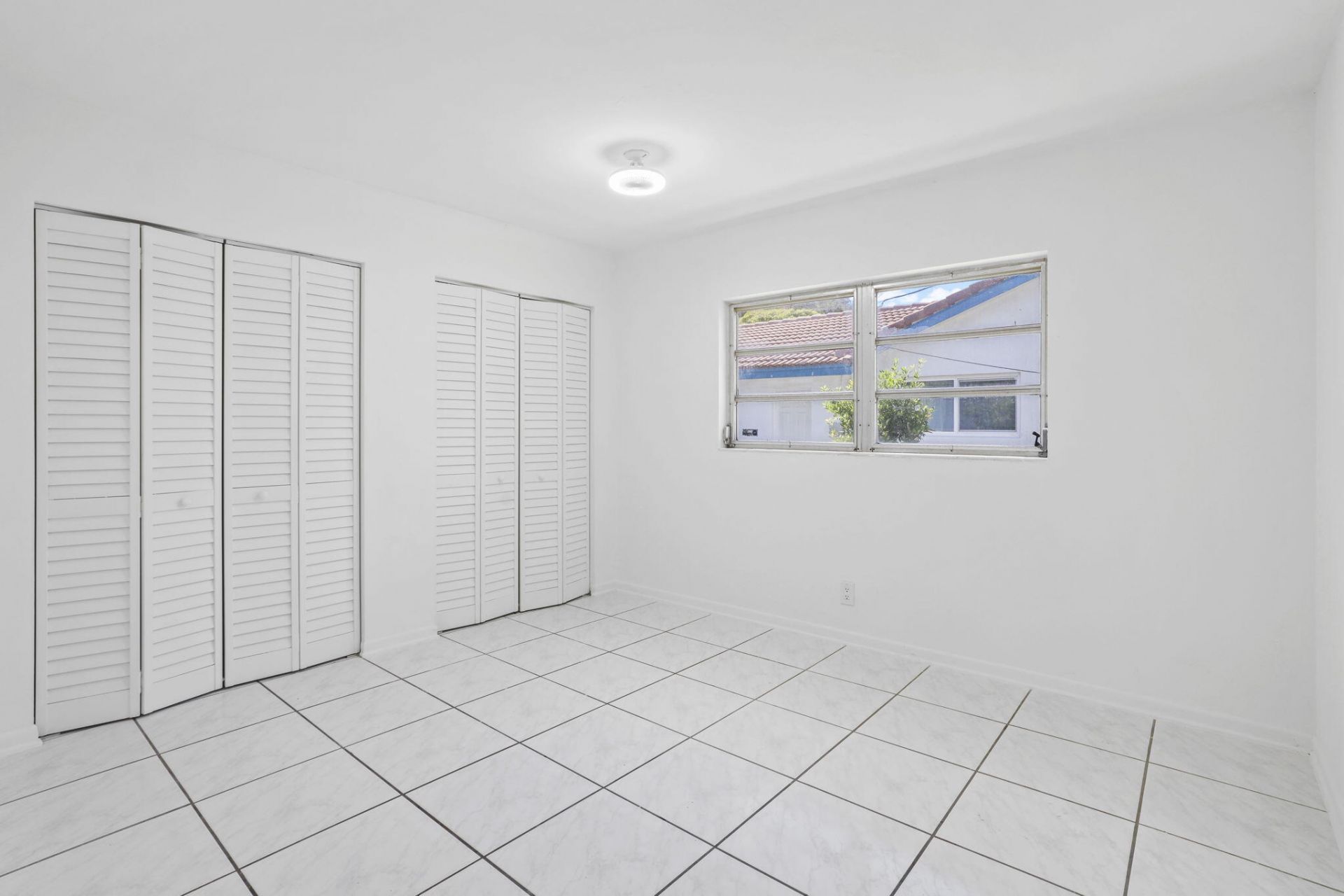 1667 39th Street, West Palm Beach, FL 33407 Photo