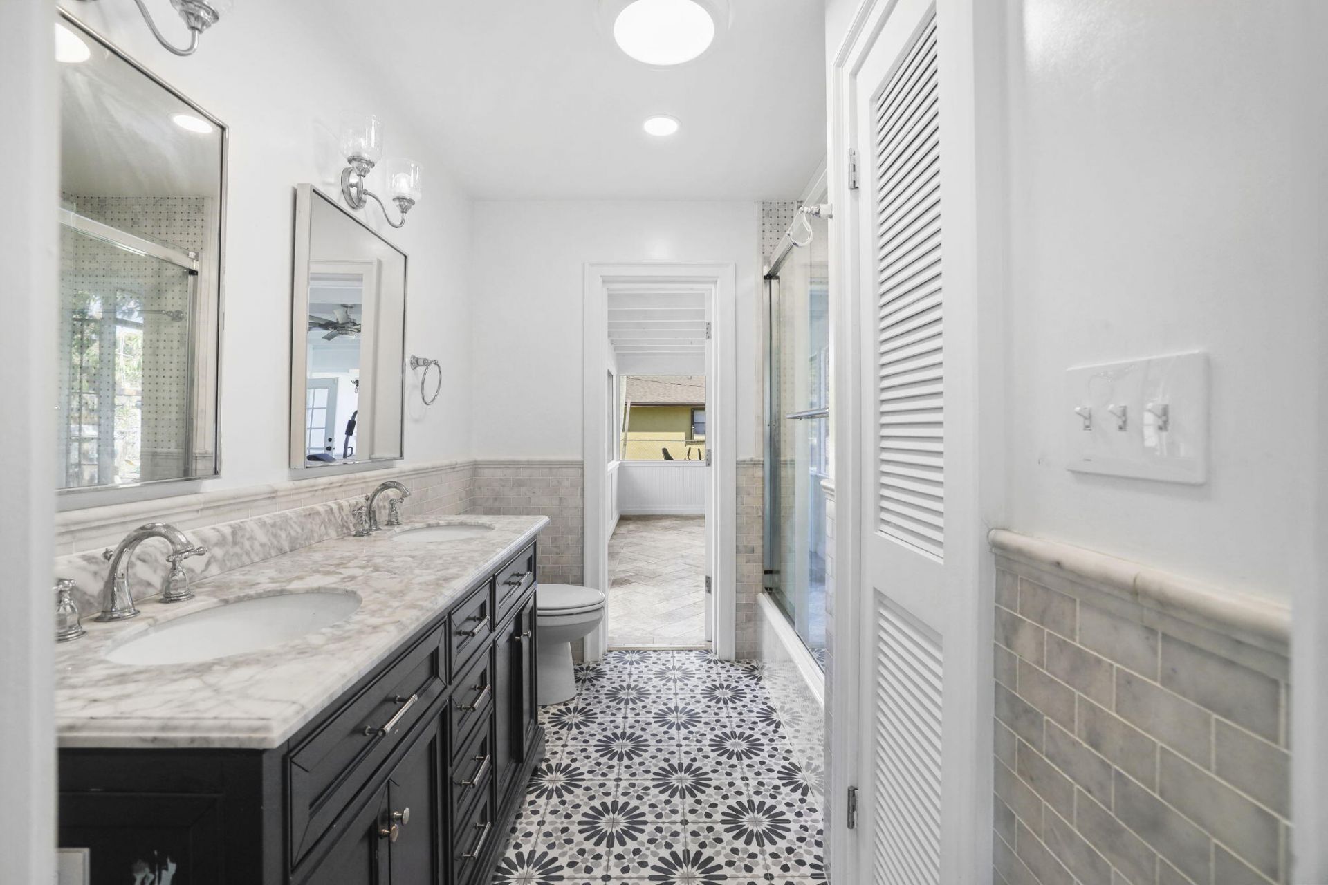 1667 39th Street, West Palm Beach, FL 33407 Photo