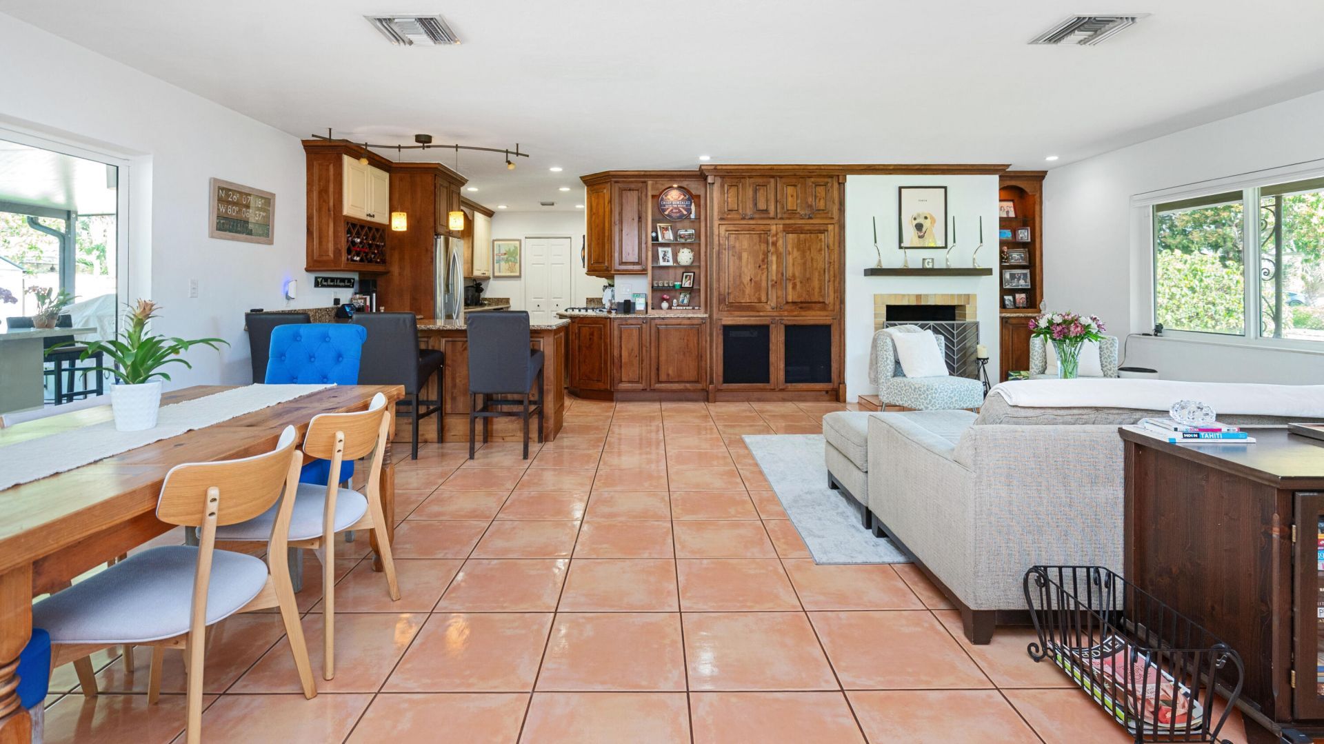 2549 NE 27th Avenue, Fort Lauderdale, FL 33305 Photo