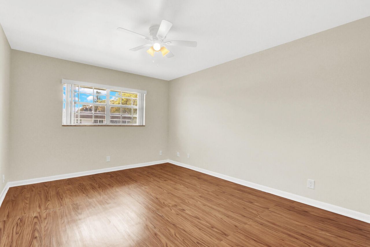 10249 N Military Trail, Unit Apt 201, Palm Beach Gardens, FL 33410 Photo