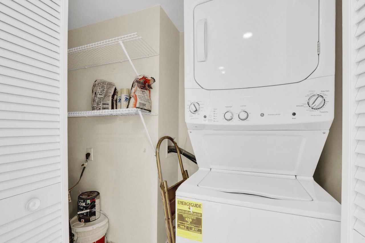 10249 N Military Trail, Unit Apt 201, Palm Beach Gardens, FL 33410 Photo