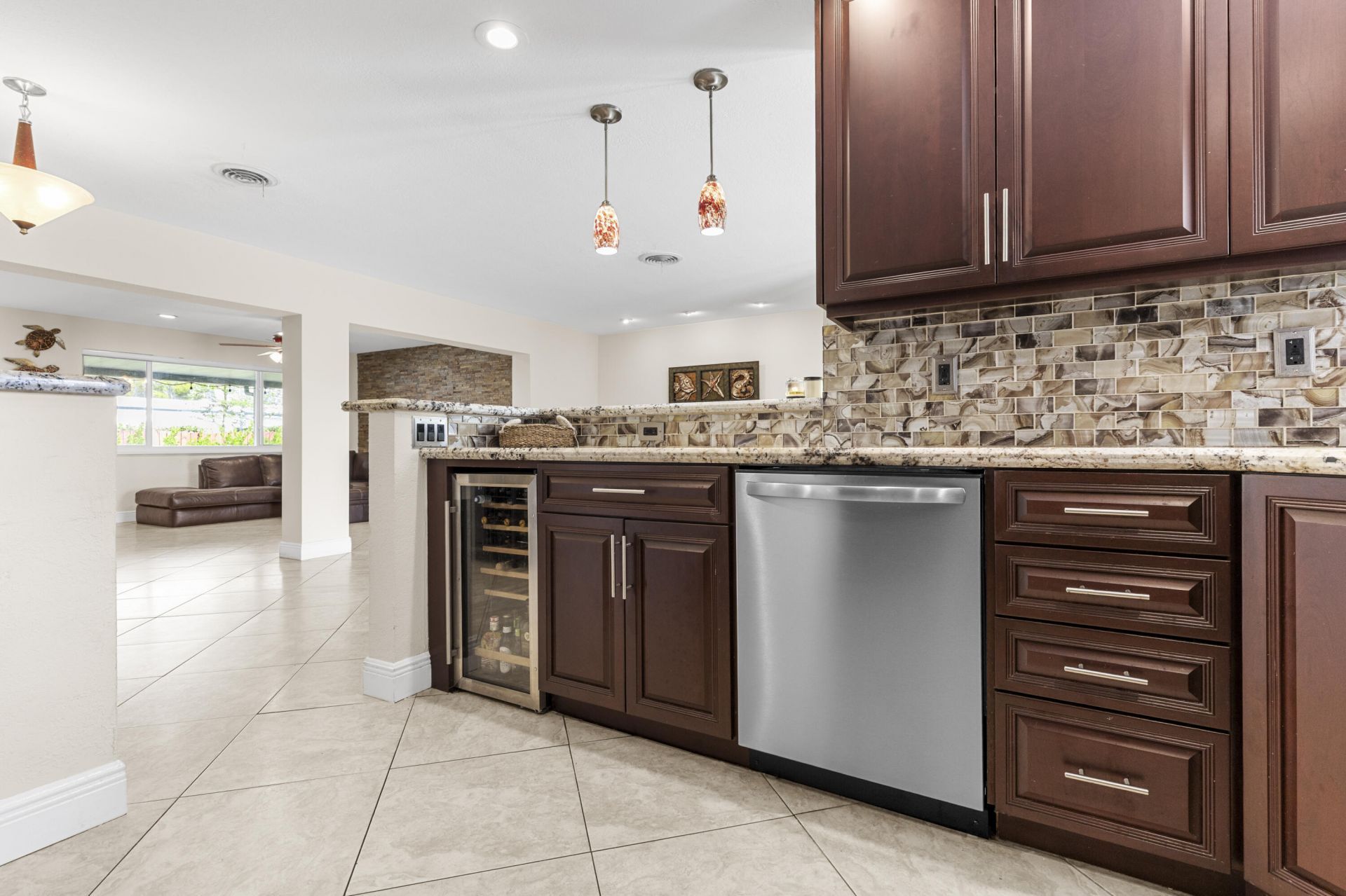 5581 SW 13th Street, Plantation, FL 33317 Photo