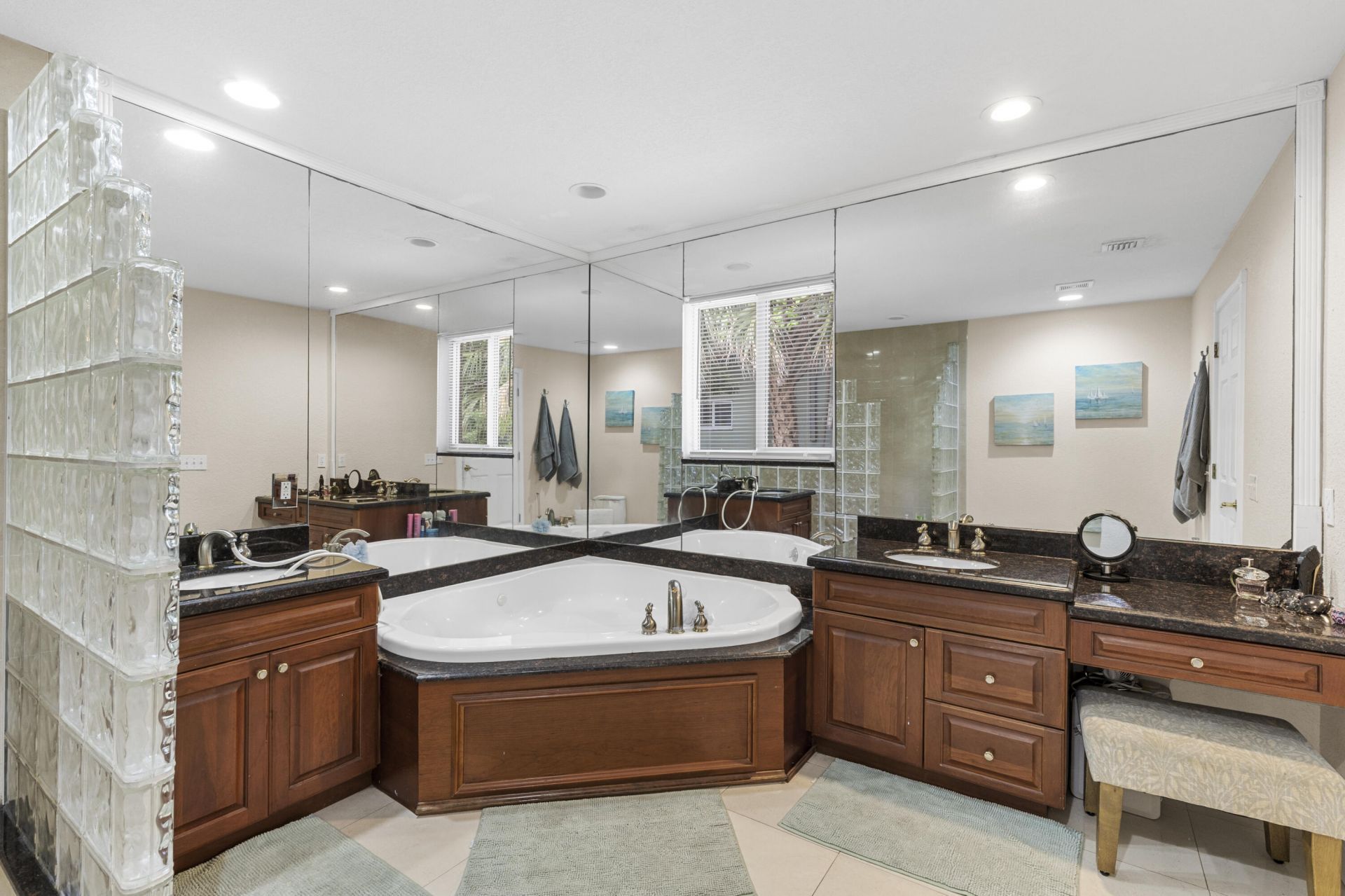 5581 SW 13th Street, Plantation, FL 33317 Photo