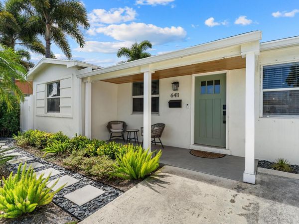 6411 Lake Avenue, West Palm Beach, FL 33405