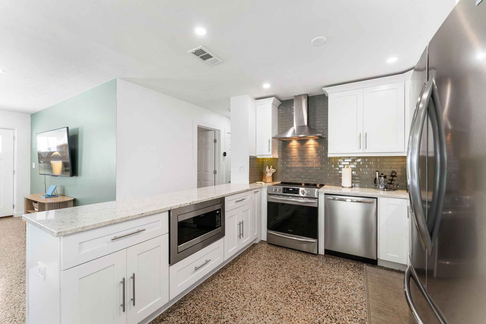 6411 Lake Avenue, West Palm Beach, FL 33405 Photo