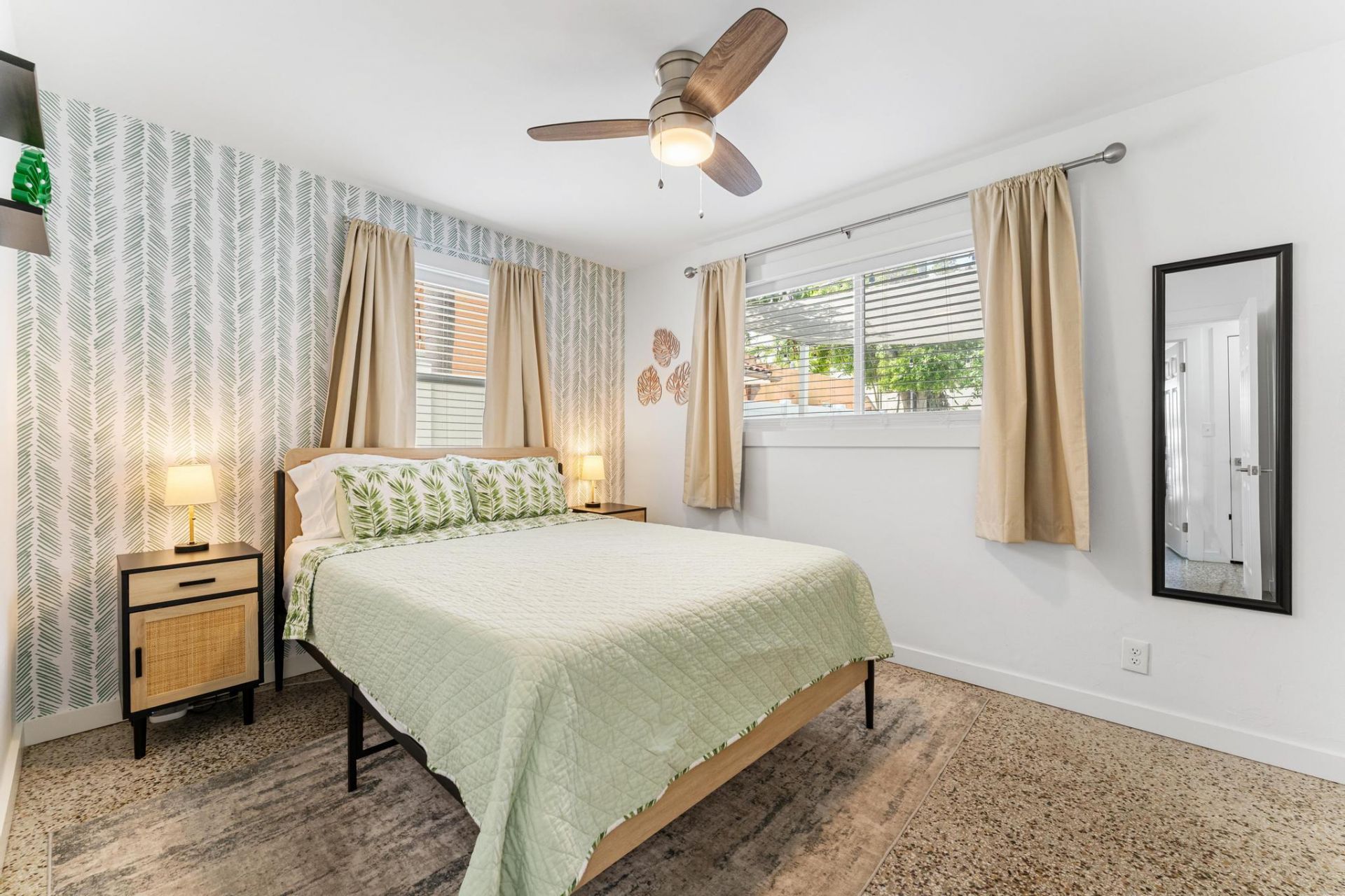 6411 Lake Avenue, West Palm Beach, FL 33405 Photo