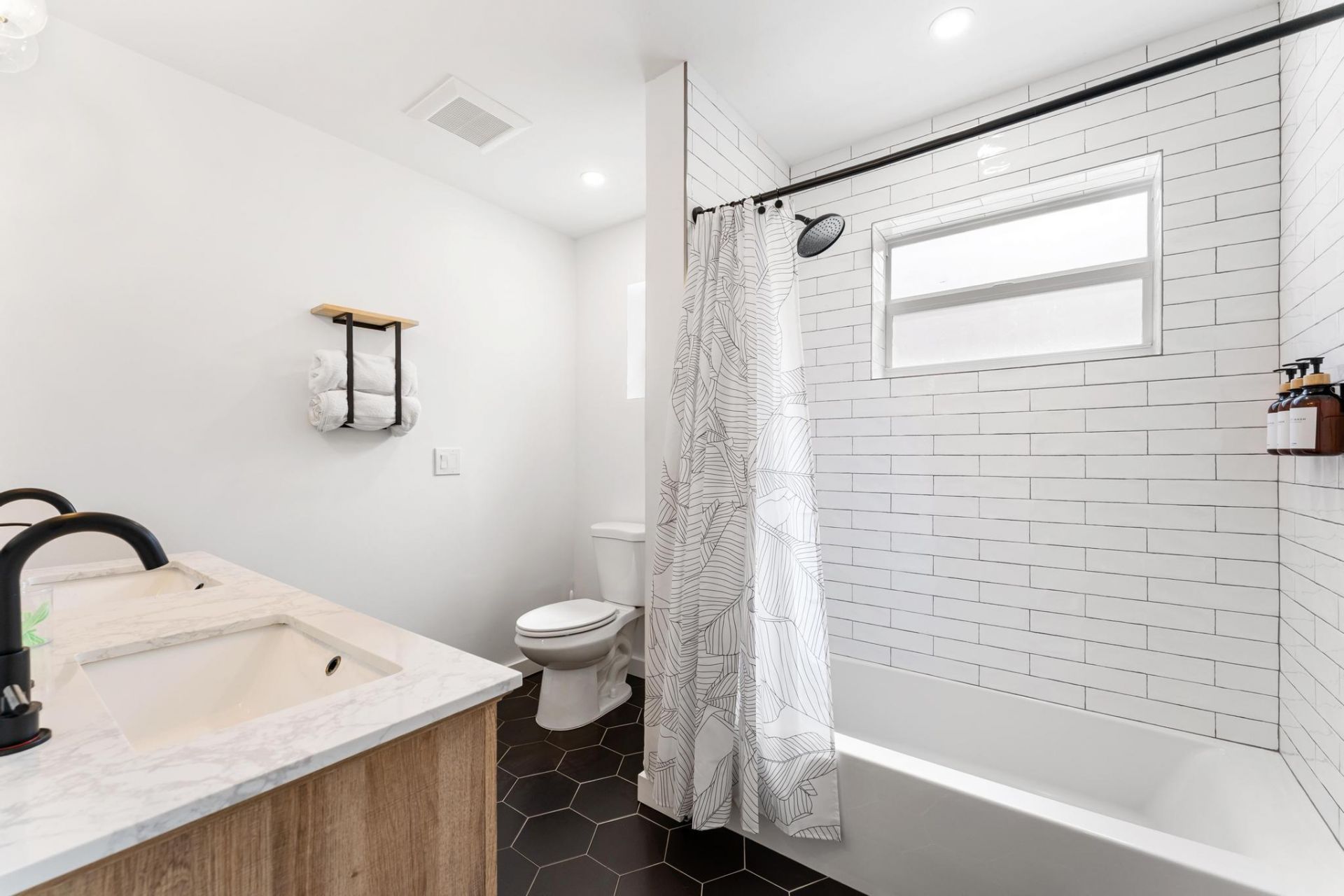 6411 Lake Avenue, West Palm Beach, FL 33405 Photo