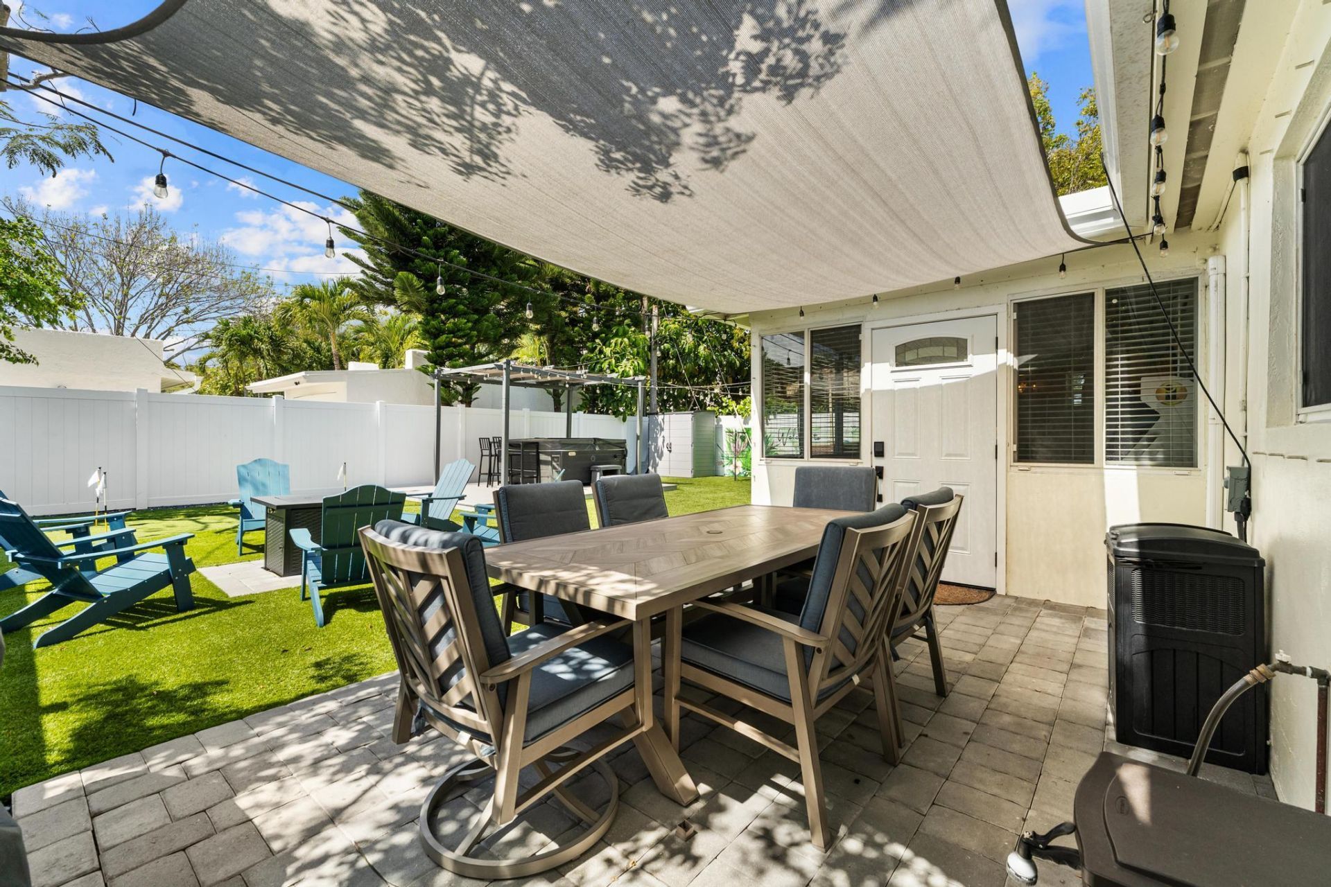 6411 Lake Avenue, West Palm Beach, FL 33405 Photo