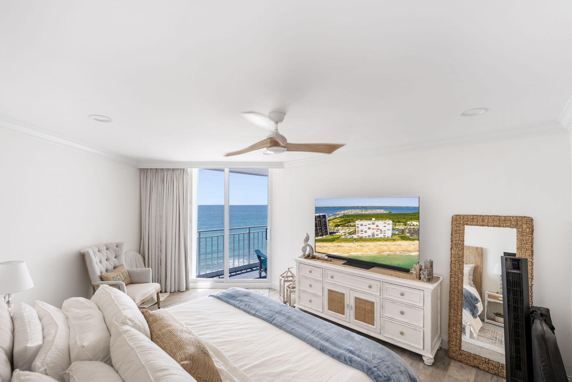 9600 S Ocean Drive, Unit 906, Jensen Beach, FL 34957 Photo