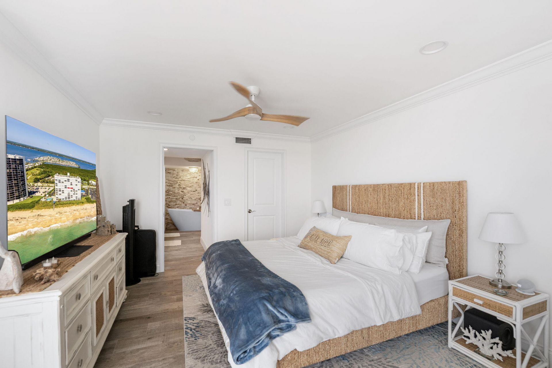 9600 S Ocean Drive, Unit 906, Jensen Beach, FL 34957 Photo