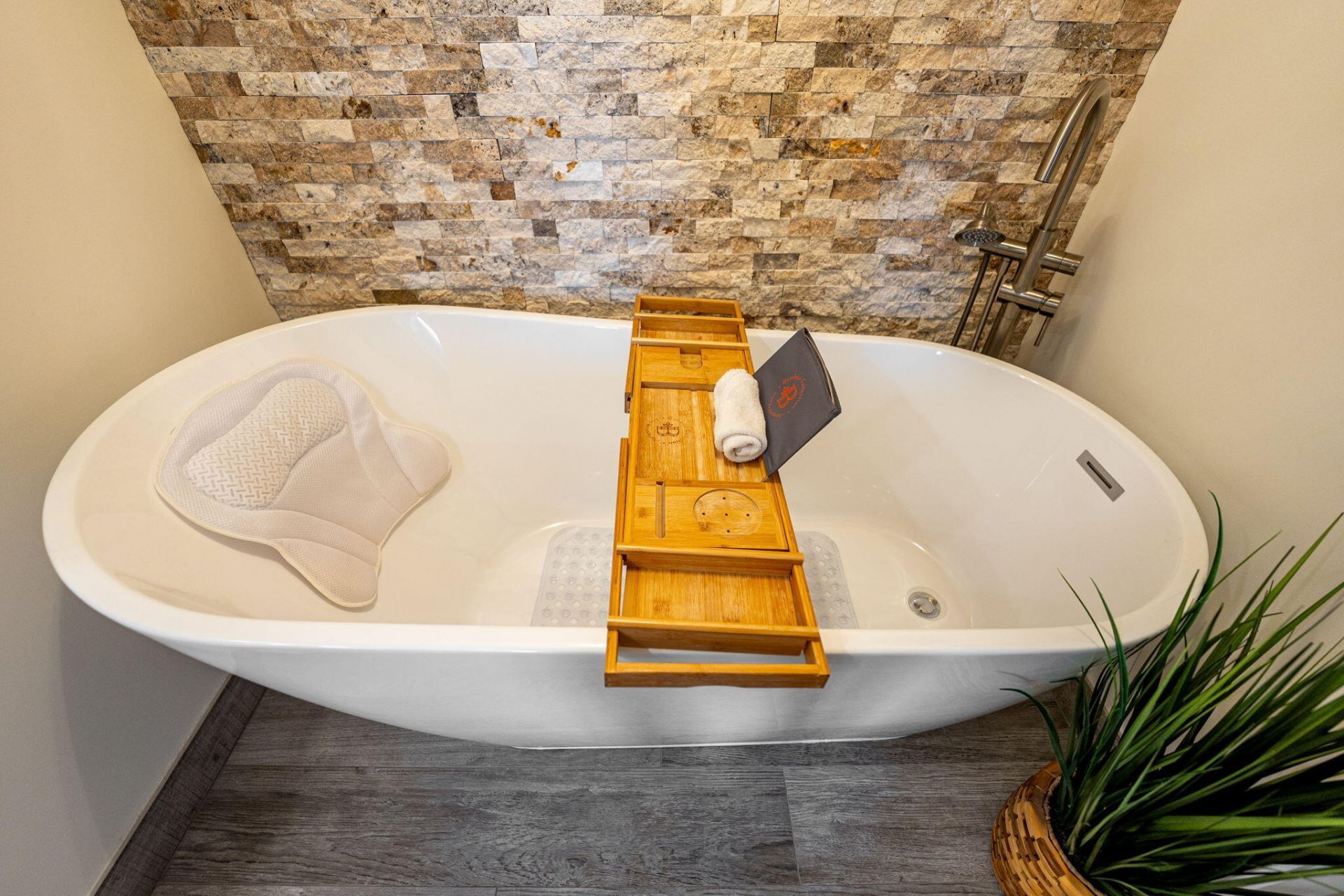 9600 S Ocean Drive, Unit 906, Jensen Beach, FL 34957 Photo