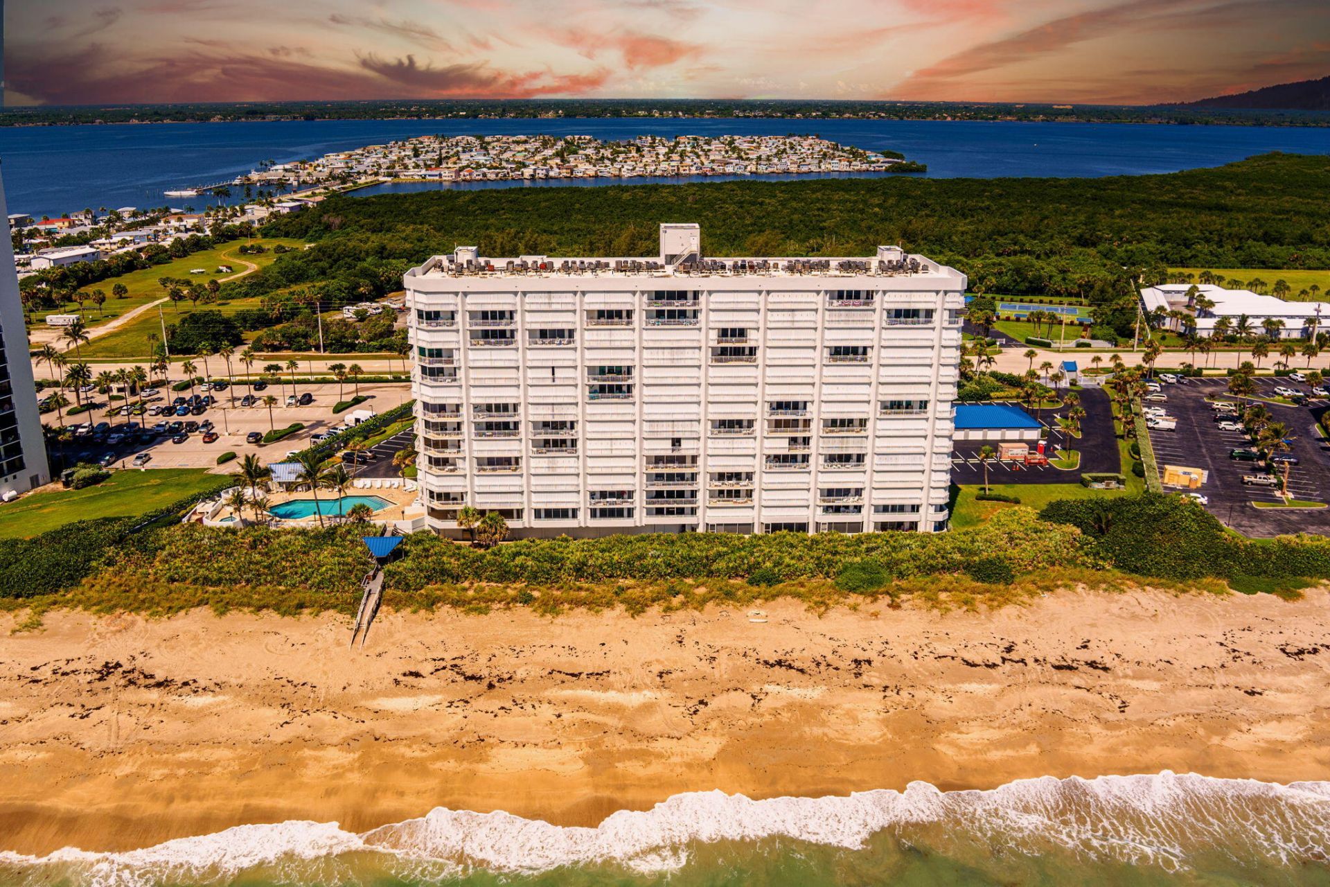 9600 S Ocean Drive, Unit 906, Jensen Beach, FL 34957 Photo